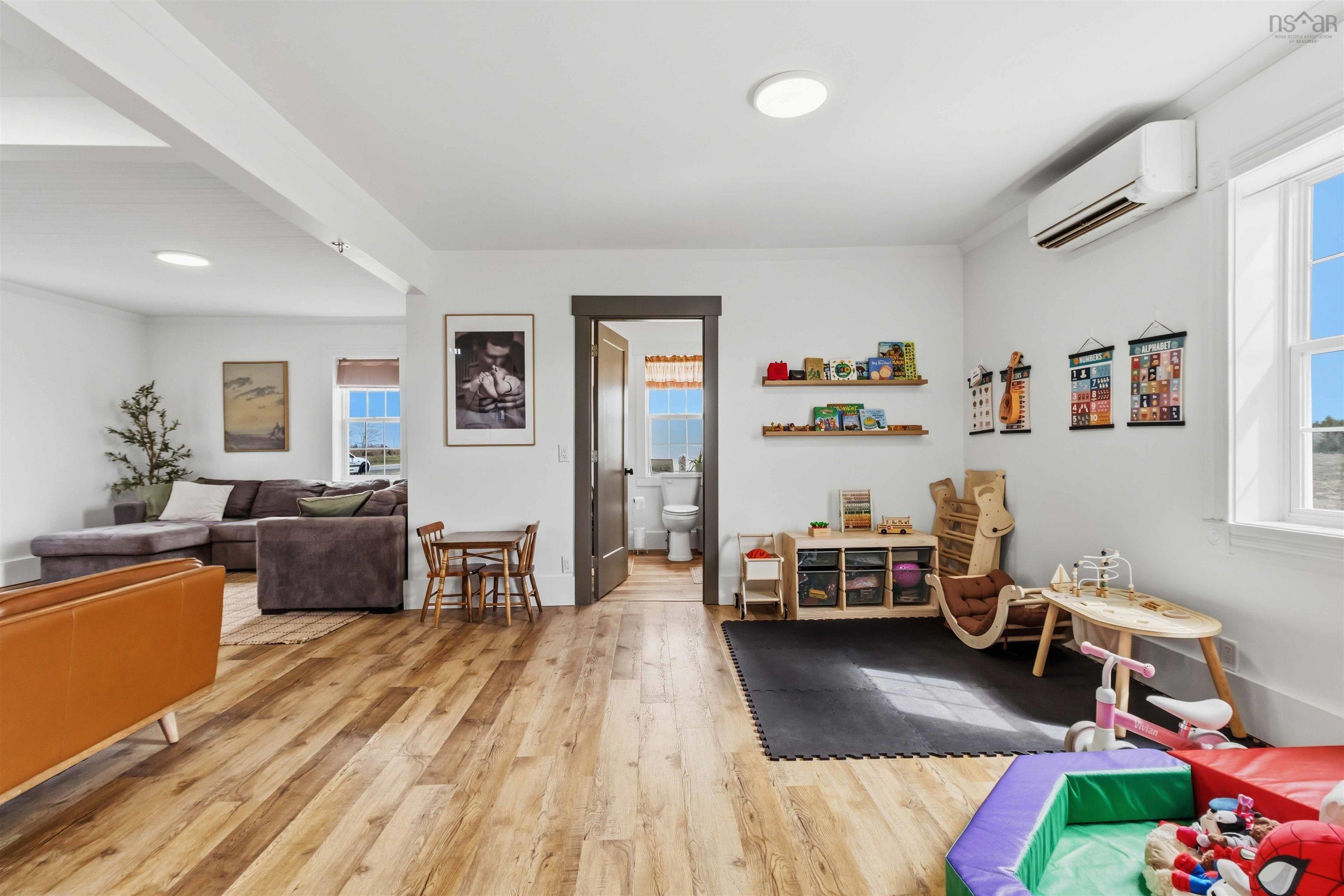 $499,900.00: 2050 Indian Road, Macphees Corner