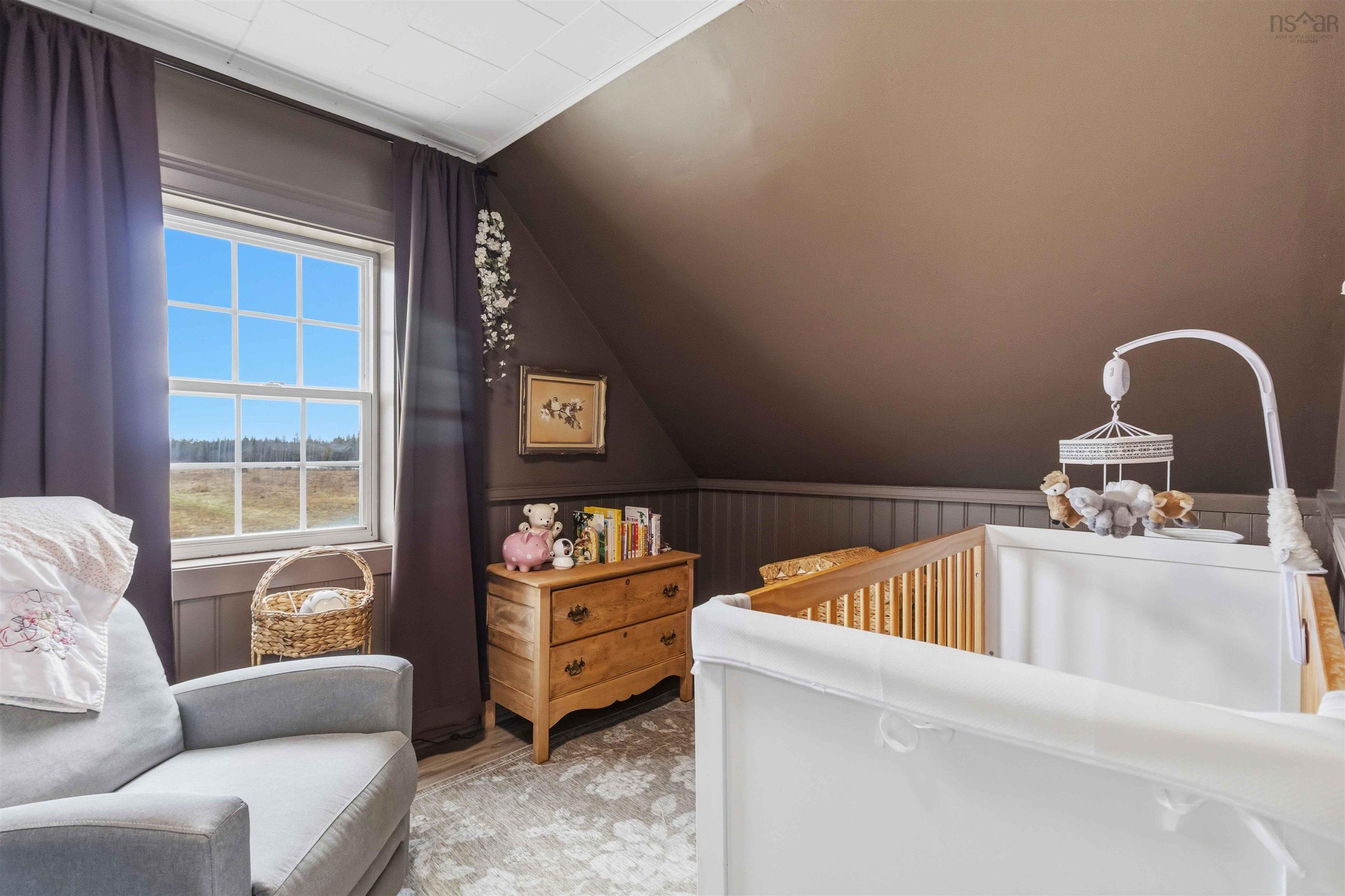 $499,900.00: 2050 Indian Road, Macphees Corner