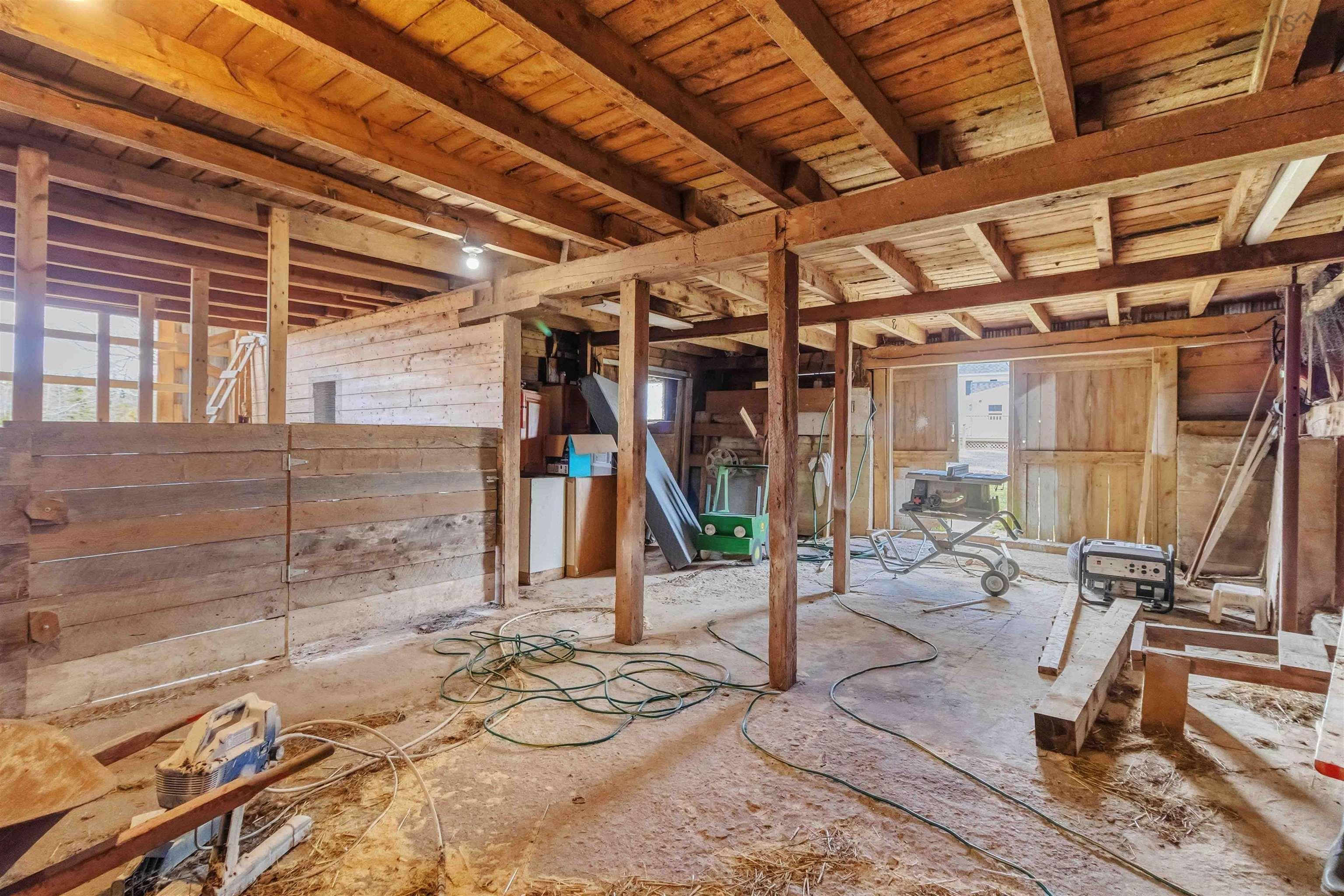 $499,900.00: 2050 Indian Road, Macphees Corner