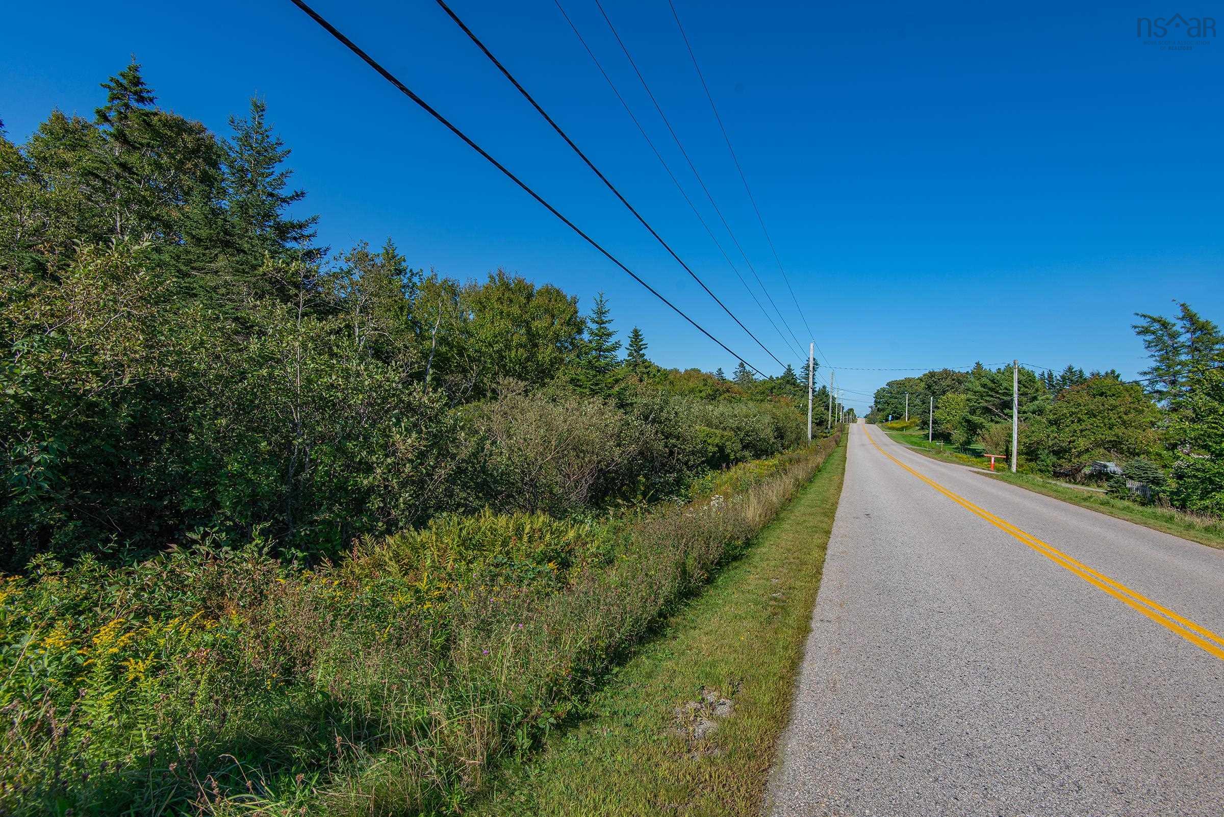 $999,900.00: Lot, Highway 1, Port Maitland