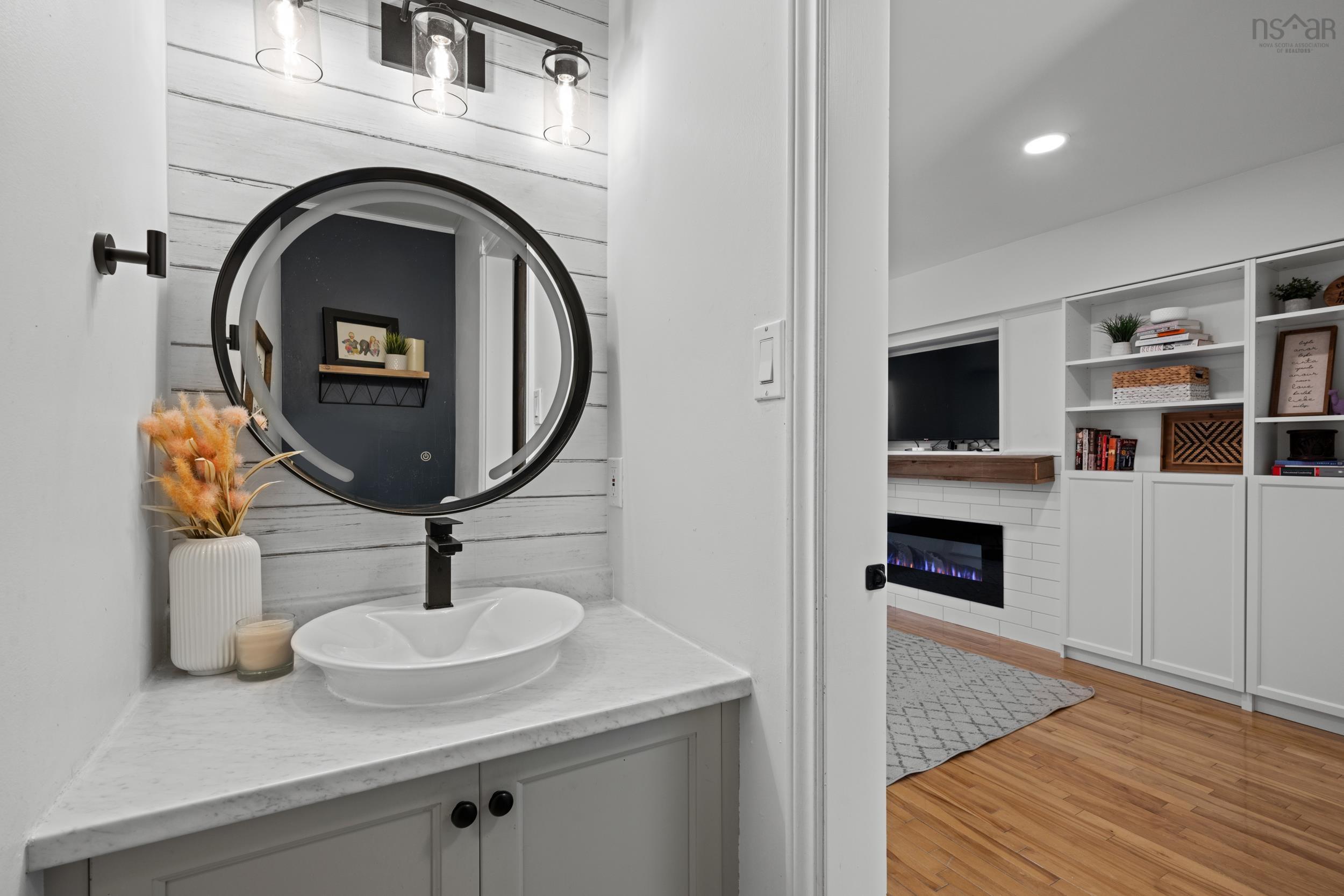 $529,900.00: 37 Royal Masts Way, Bedford