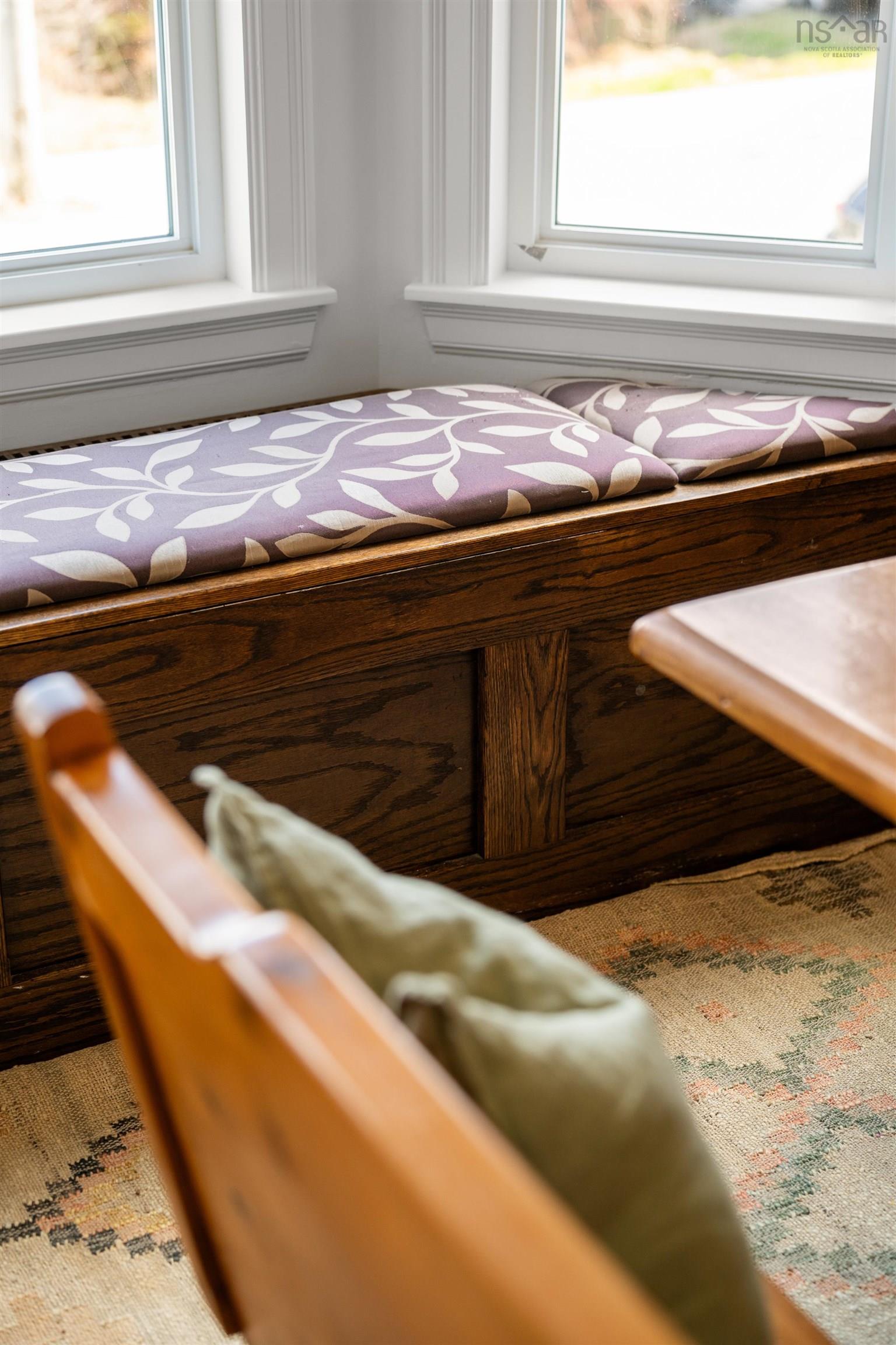 $529,900.00: 37 Royal Masts Way, Bedford