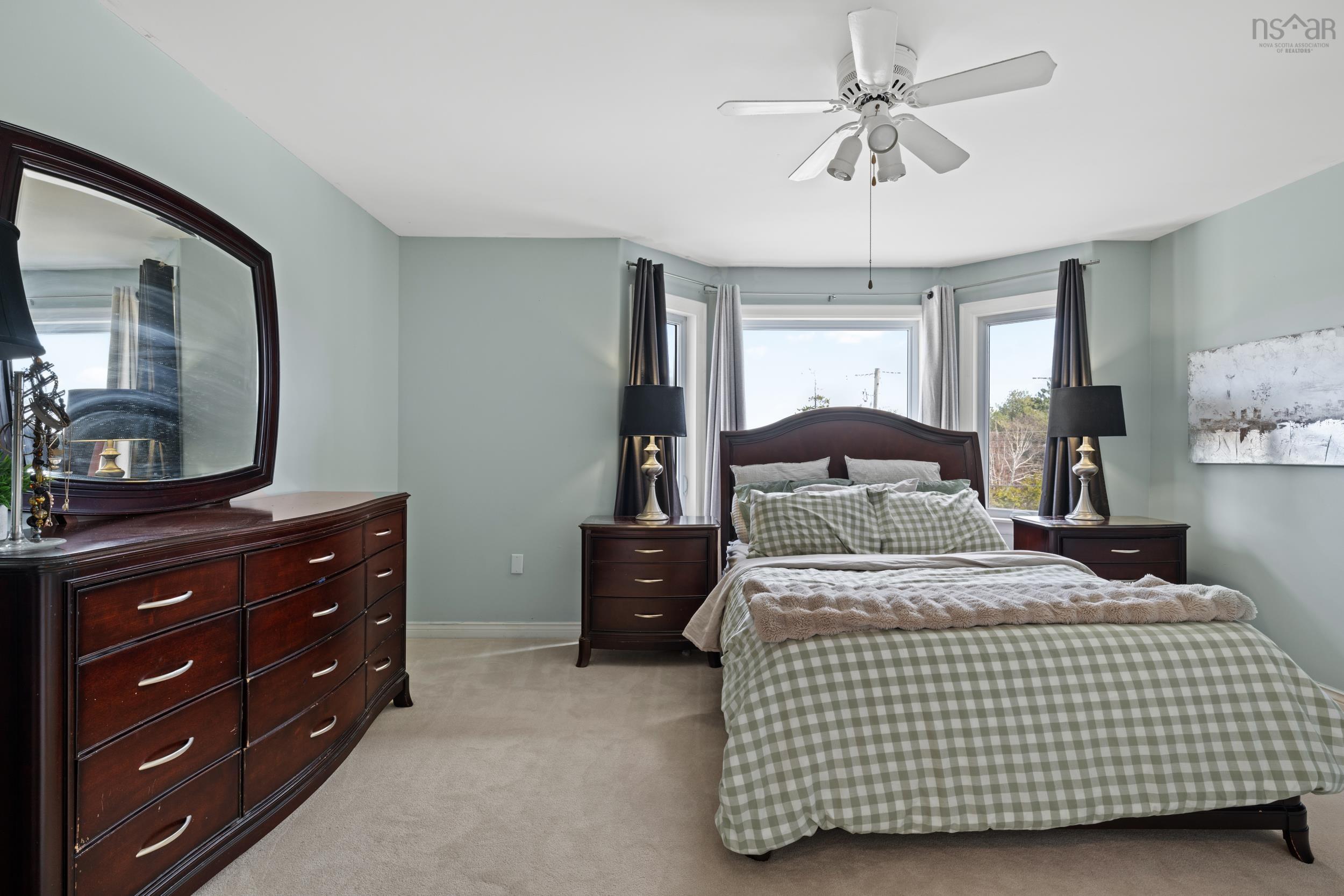 $529,900.00: 37 Royal Masts Way, Bedford