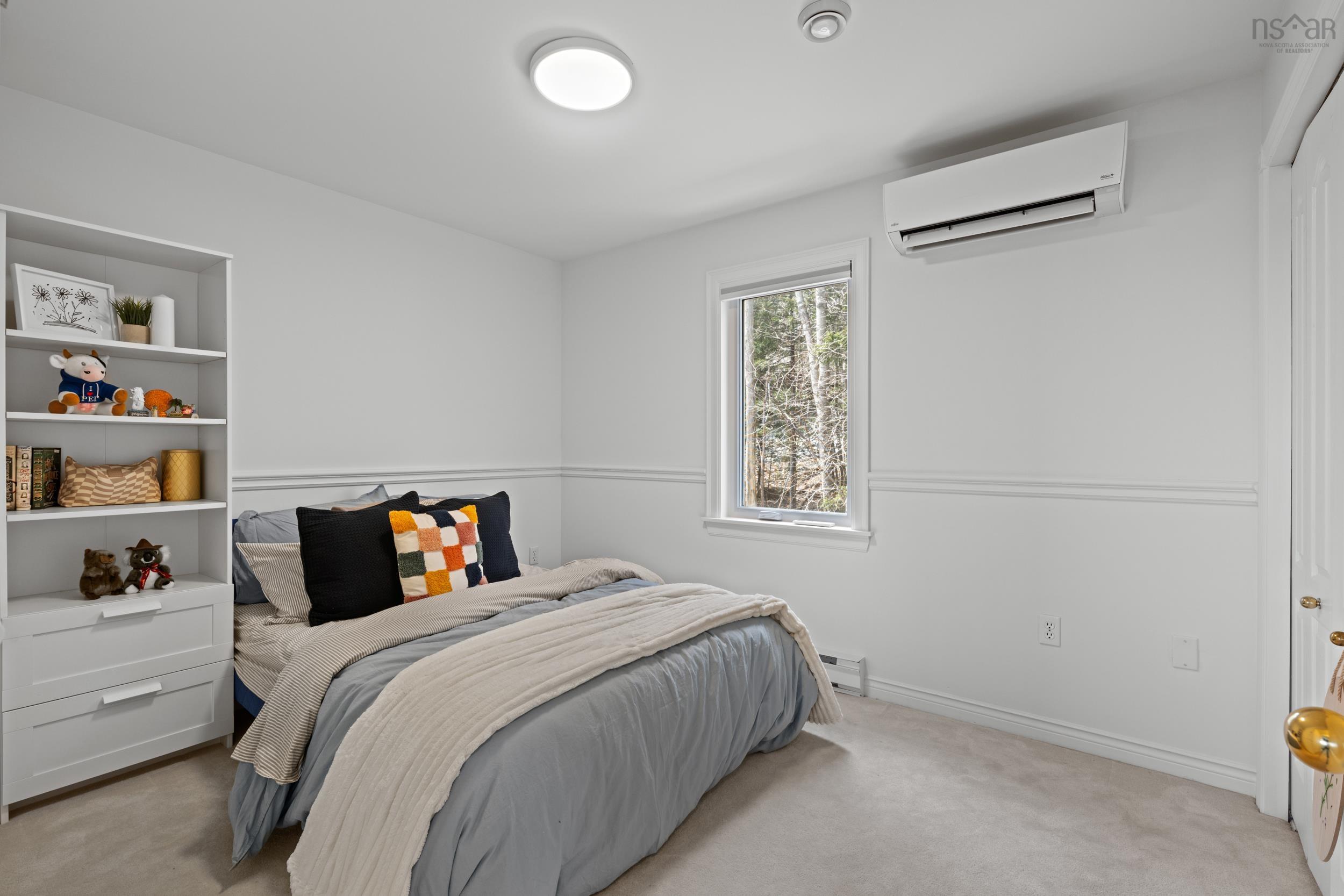 $529,900.00: 37 Royal Masts Way, Bedford