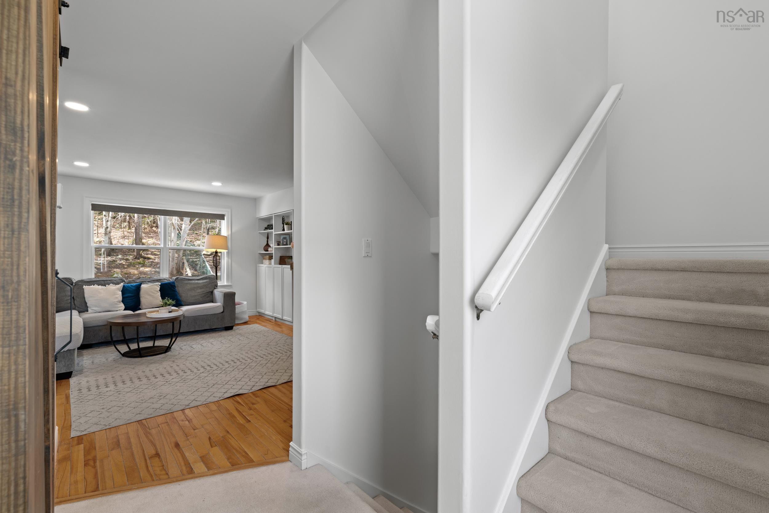 $529,900.00: 37 Royal Masts Way, Bedford