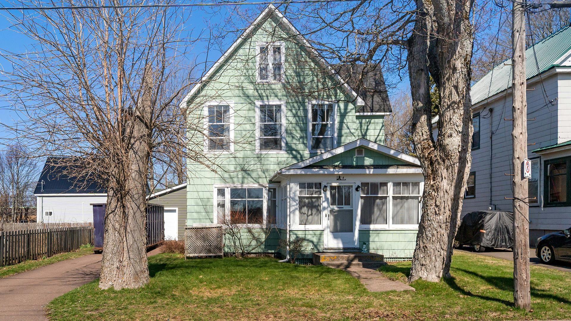 8 Robie Street, Amherst, NS (MLS® 202608460)