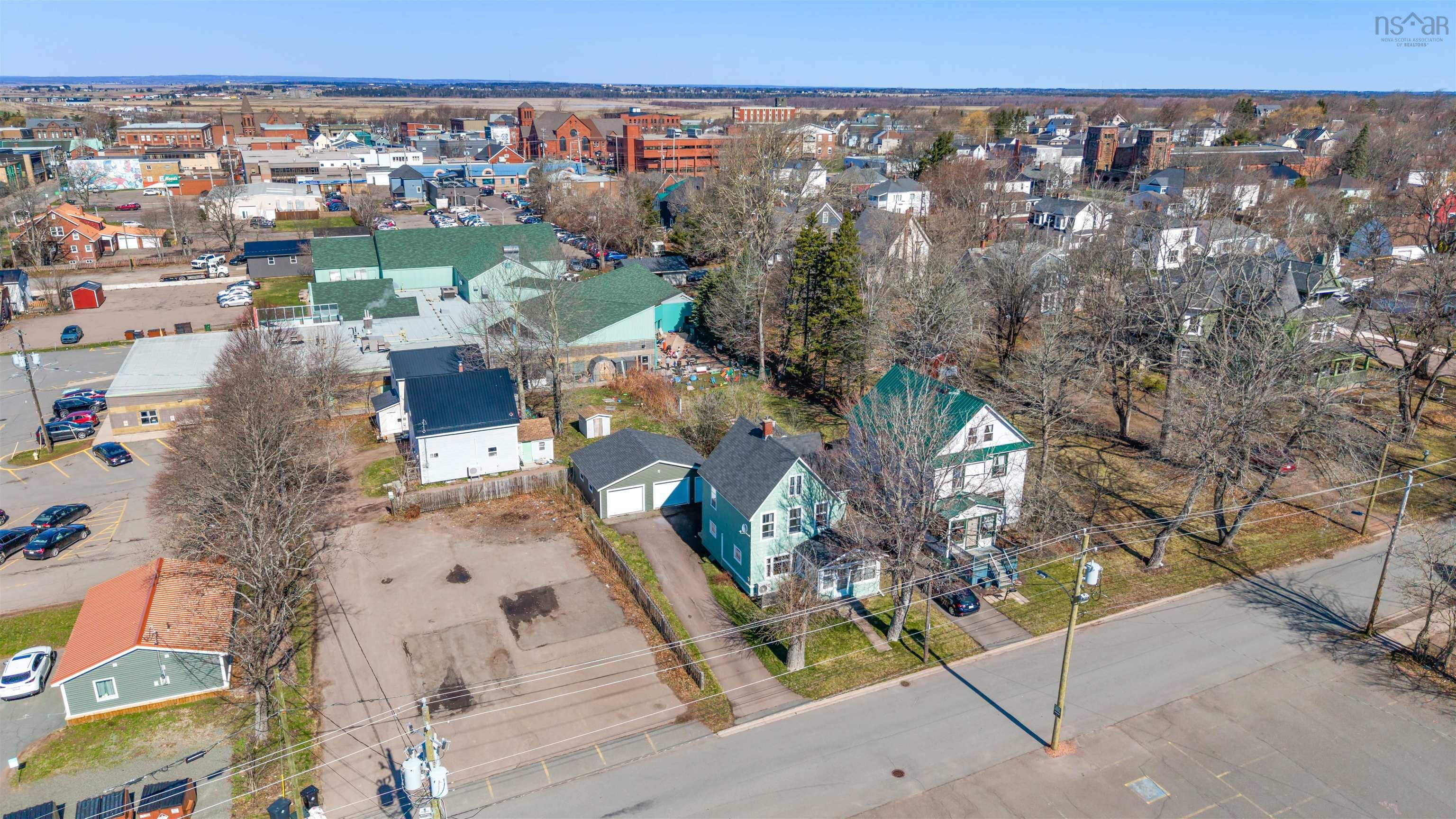 $249,900.00: 8 Robie Street, Amherst