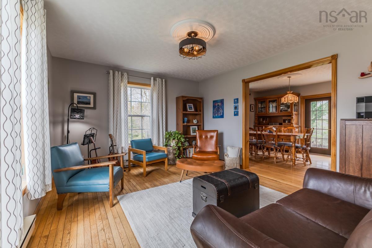 $589,000.00: 53 MEADOWLAND Avenue, Bible Hill