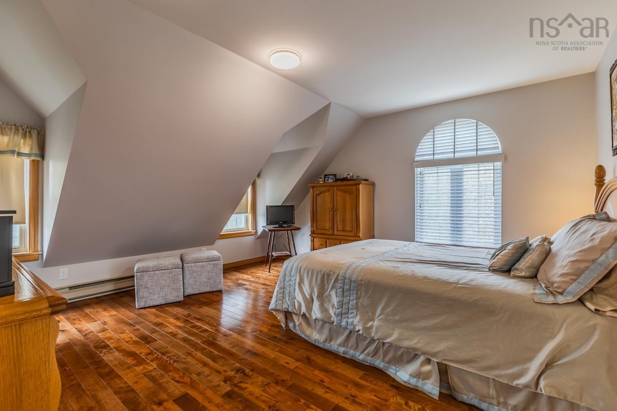 $589,000.00: 53 MEADOWLAND Avenue, Bible Hill