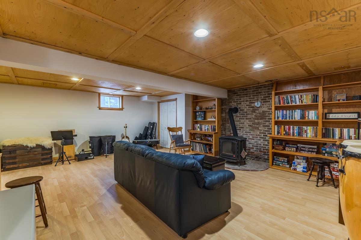 $589,000.00: 53 MEADOWLAND Avenue, Bible Hill