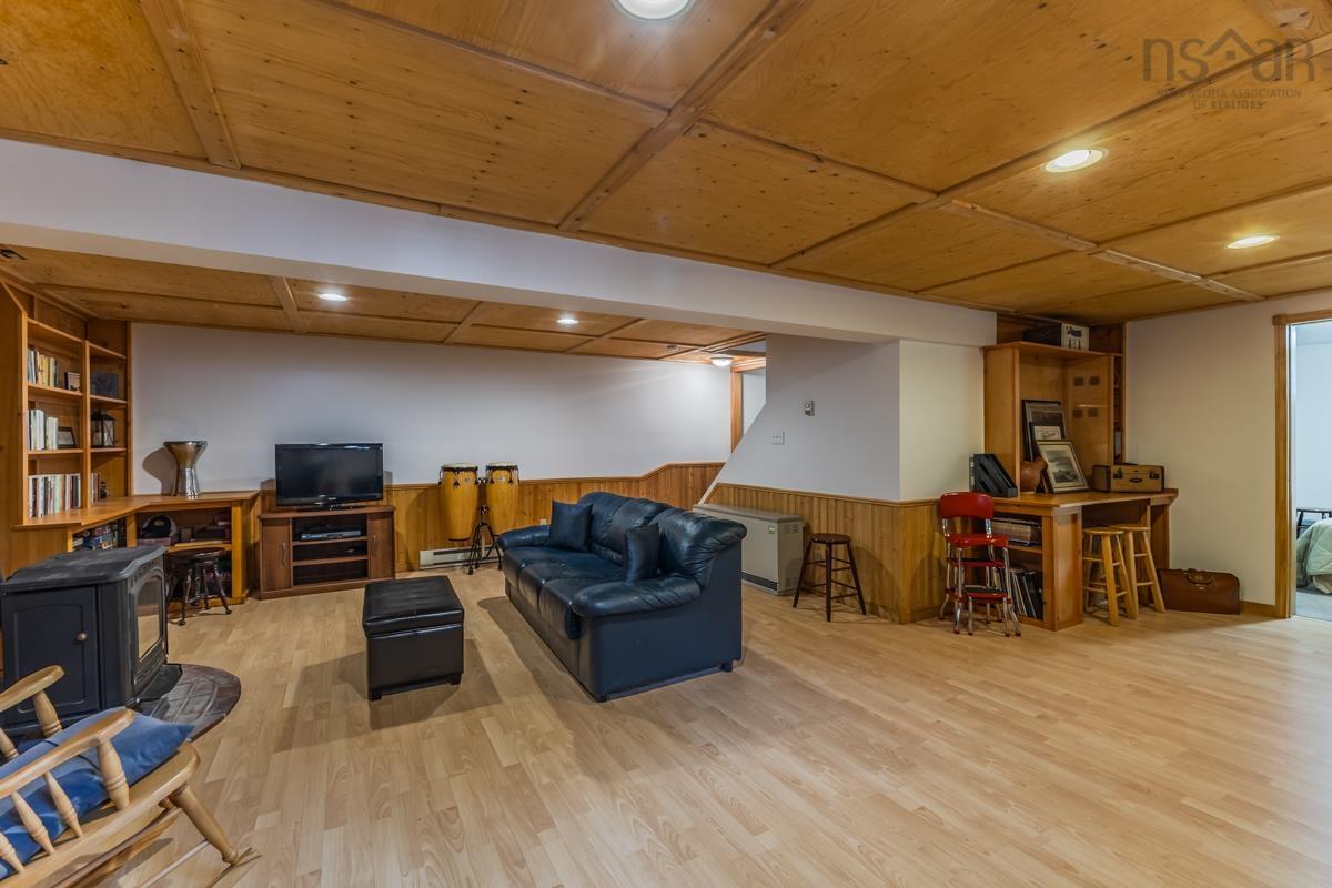 $589,000.00: 53 MEADOWLAND Avenue, Bible Hill