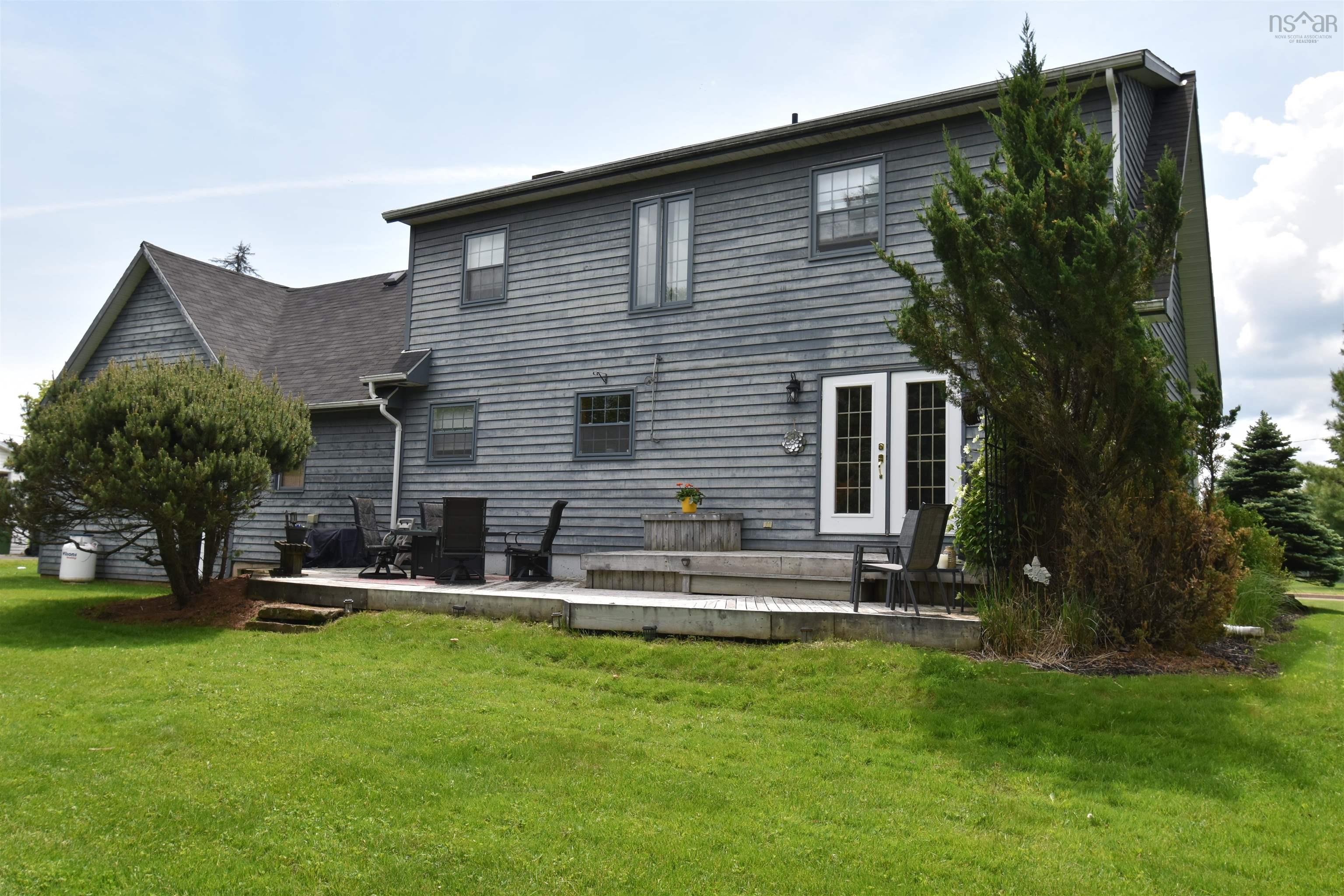 $589,000.00: 53 MEADOWLAND Avenue, Bible Hill