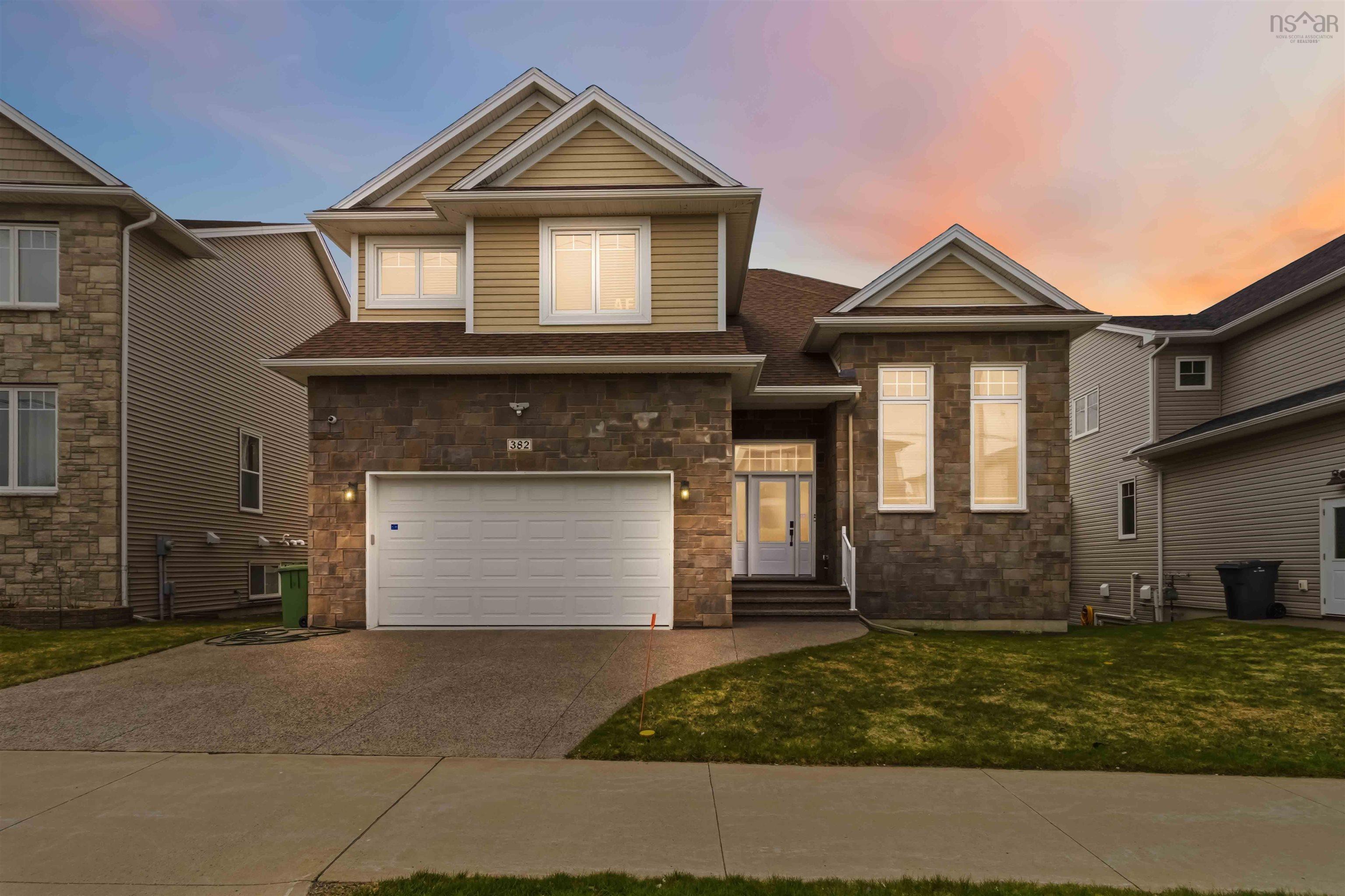$1,199,999.00: 382 Starboard Drive, Halifax