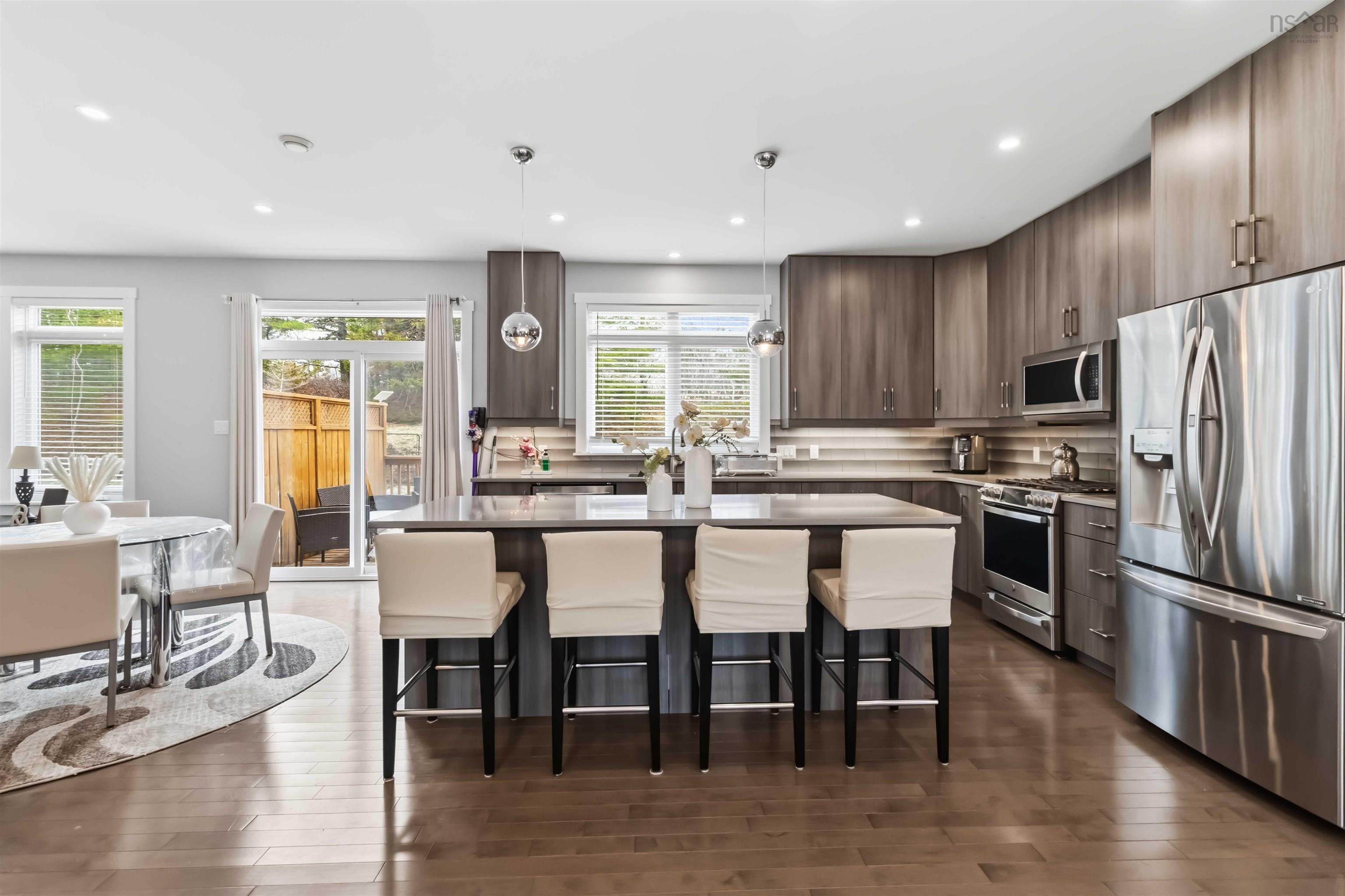 $1,199,999.00: 382 Starboard Drive, Halifax