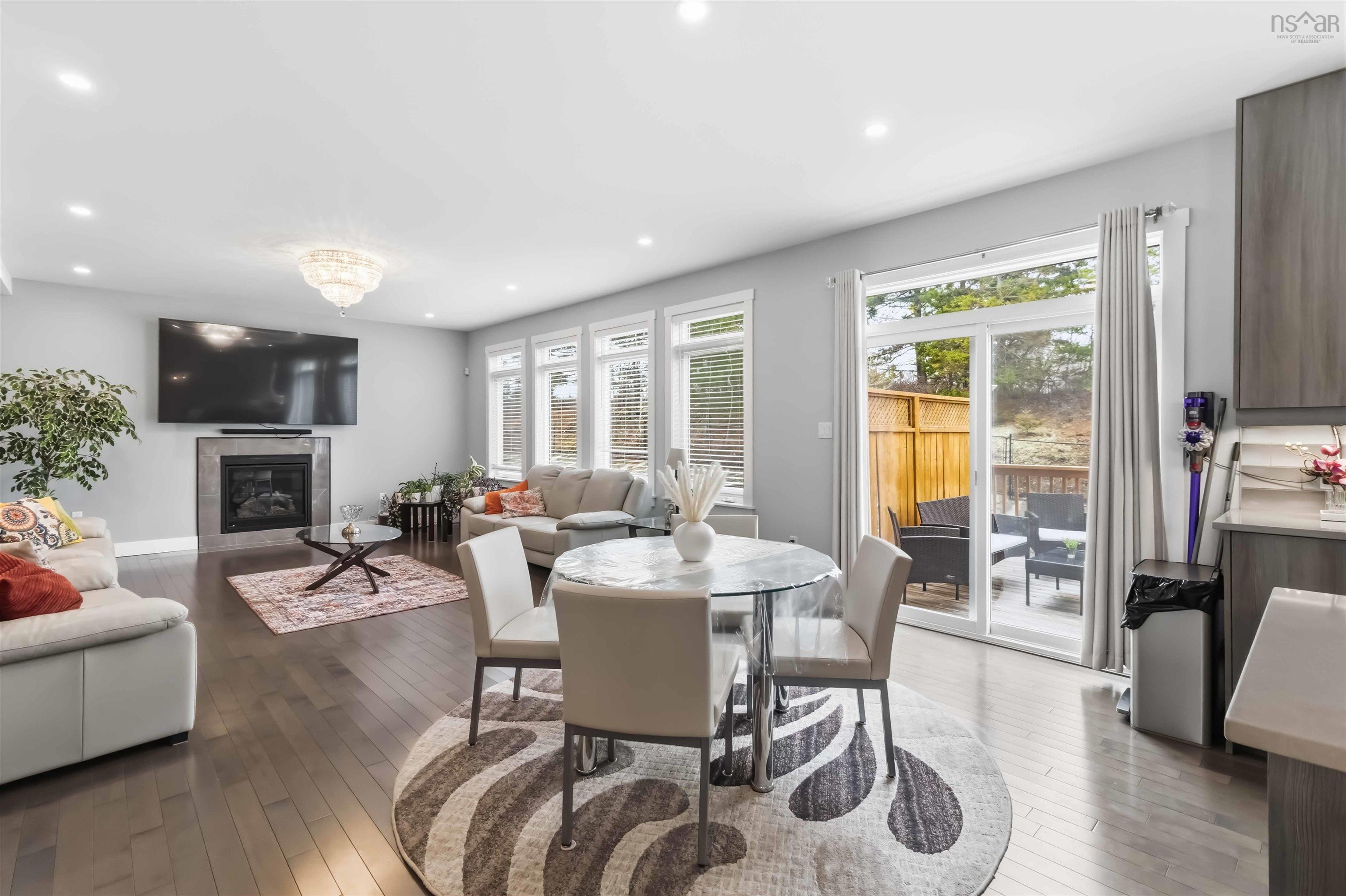 $1,199,999.00: 382 Starboard Drive, Halifax