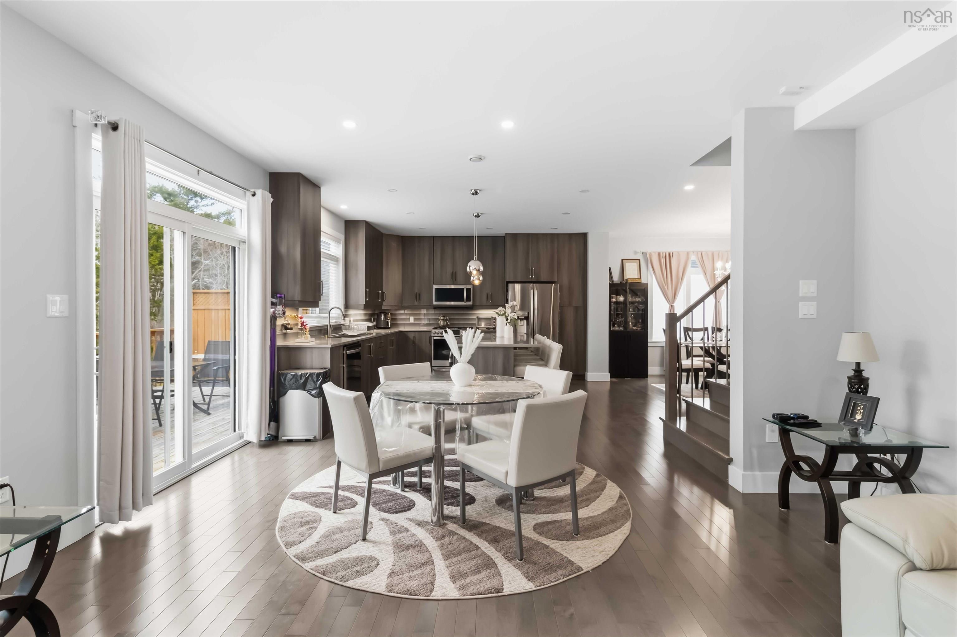 $1,199,999.00: 382 Starboard Drive, Halifax