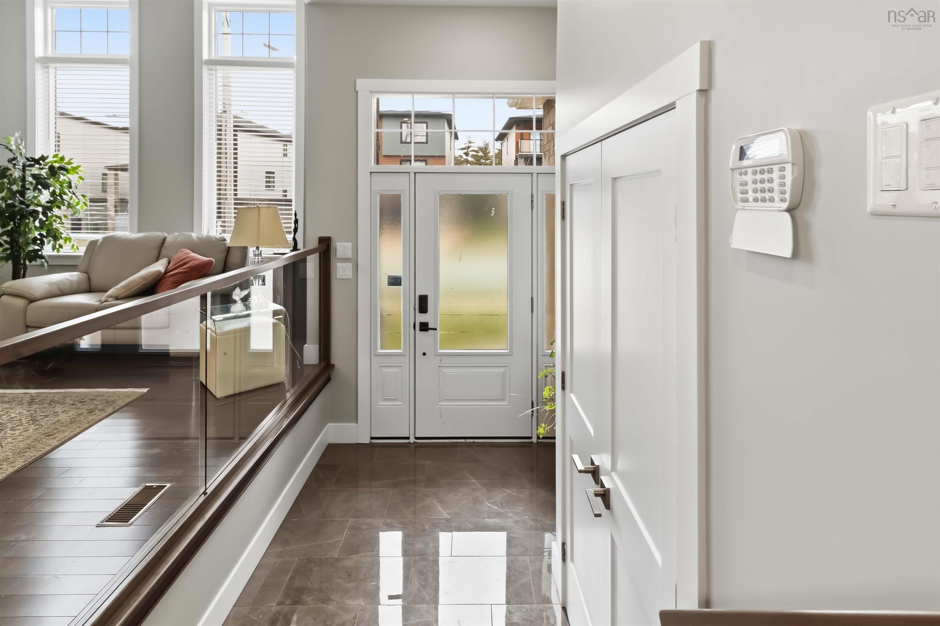 $1,199,999.00: 382 Starboard Drive, Halifax