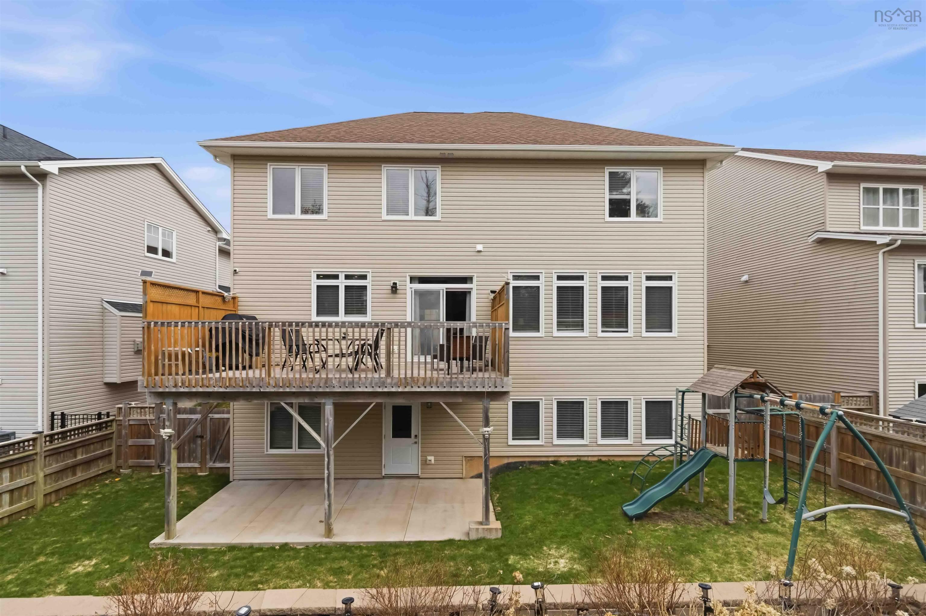$1,199,999.00: 382 Starboard Drive, Halifax