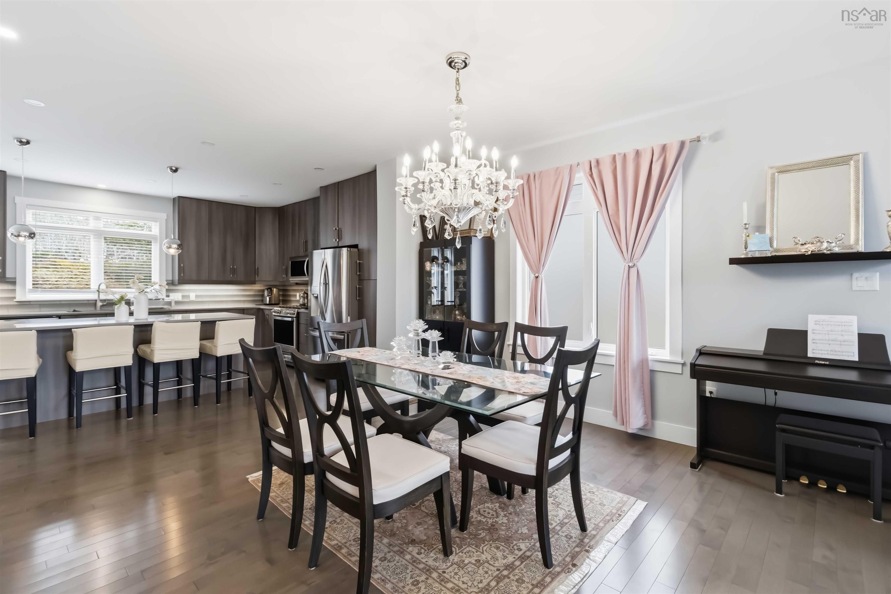 $1,199,999.00: 382 Starboard Drive, Halifax