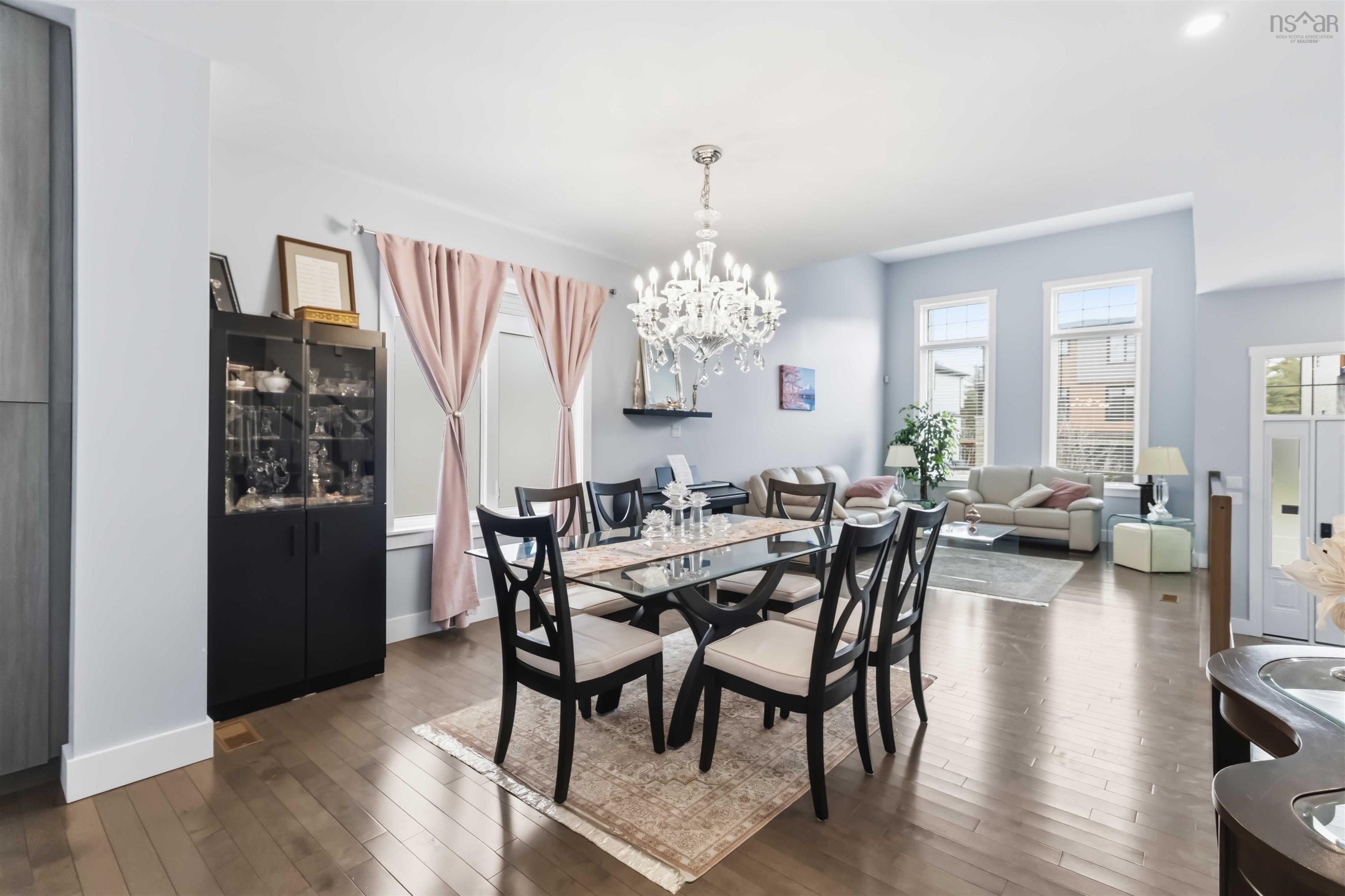 $1,199,999.00: 382 Starboard Drive, Halifax