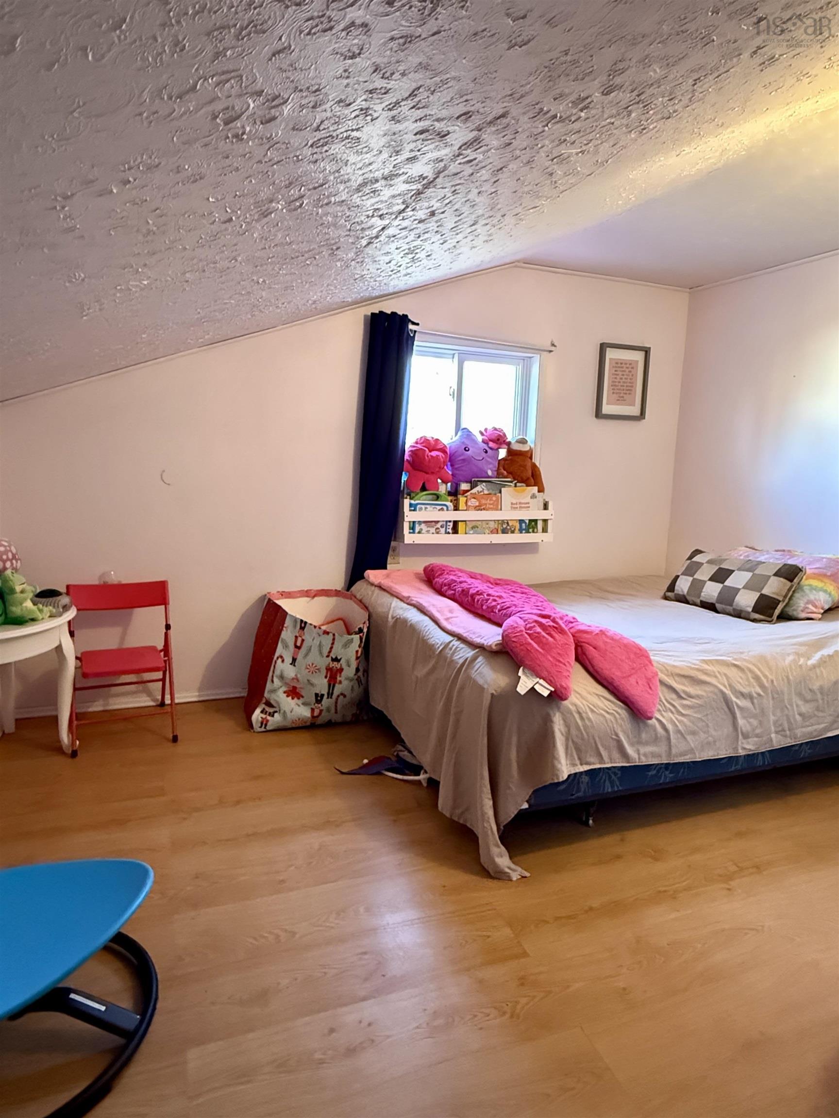 $249,900.00: 10374 Highway 4, Broadway