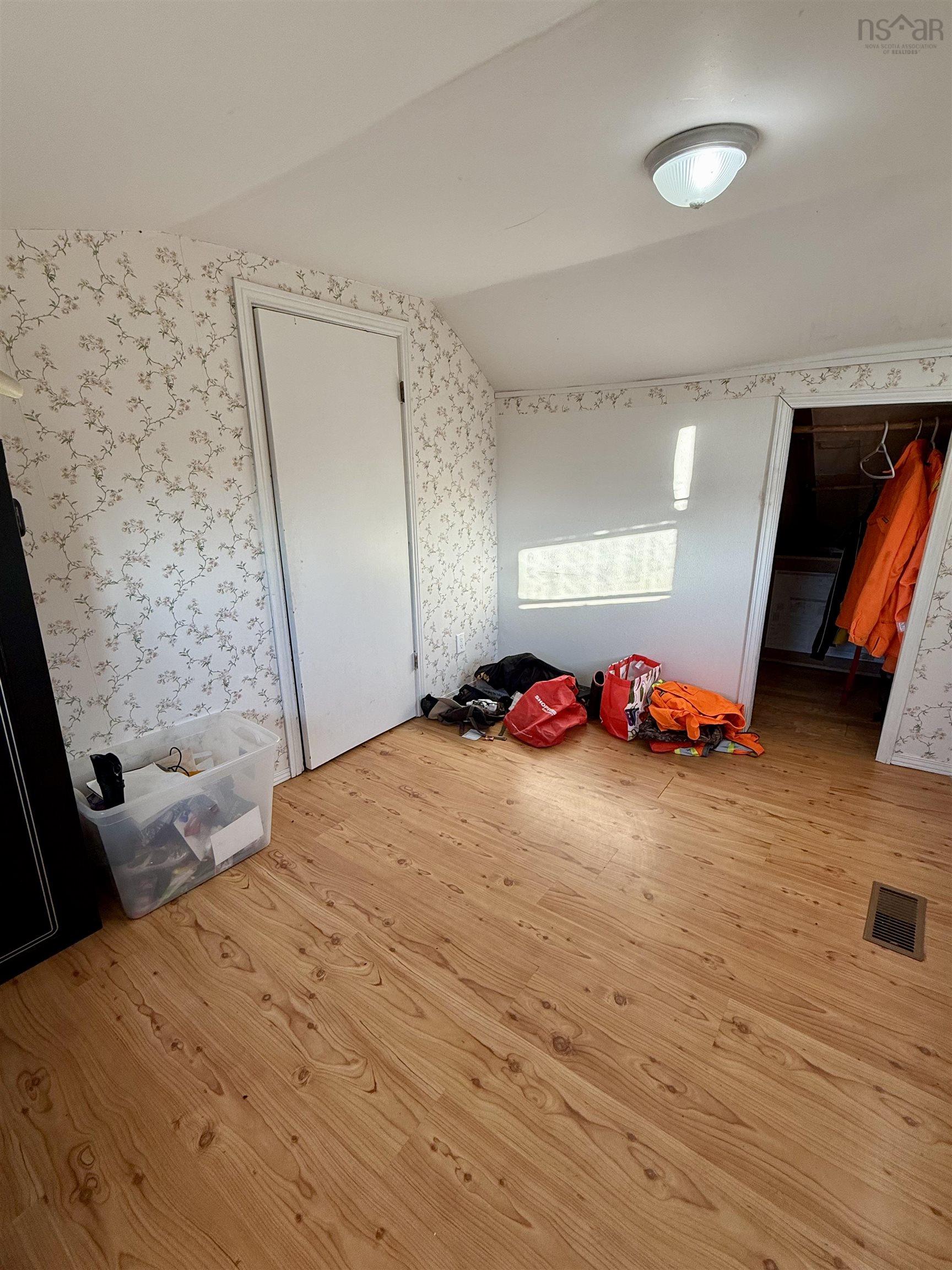 $249,900.00: 10374 Highway 4, Broadway