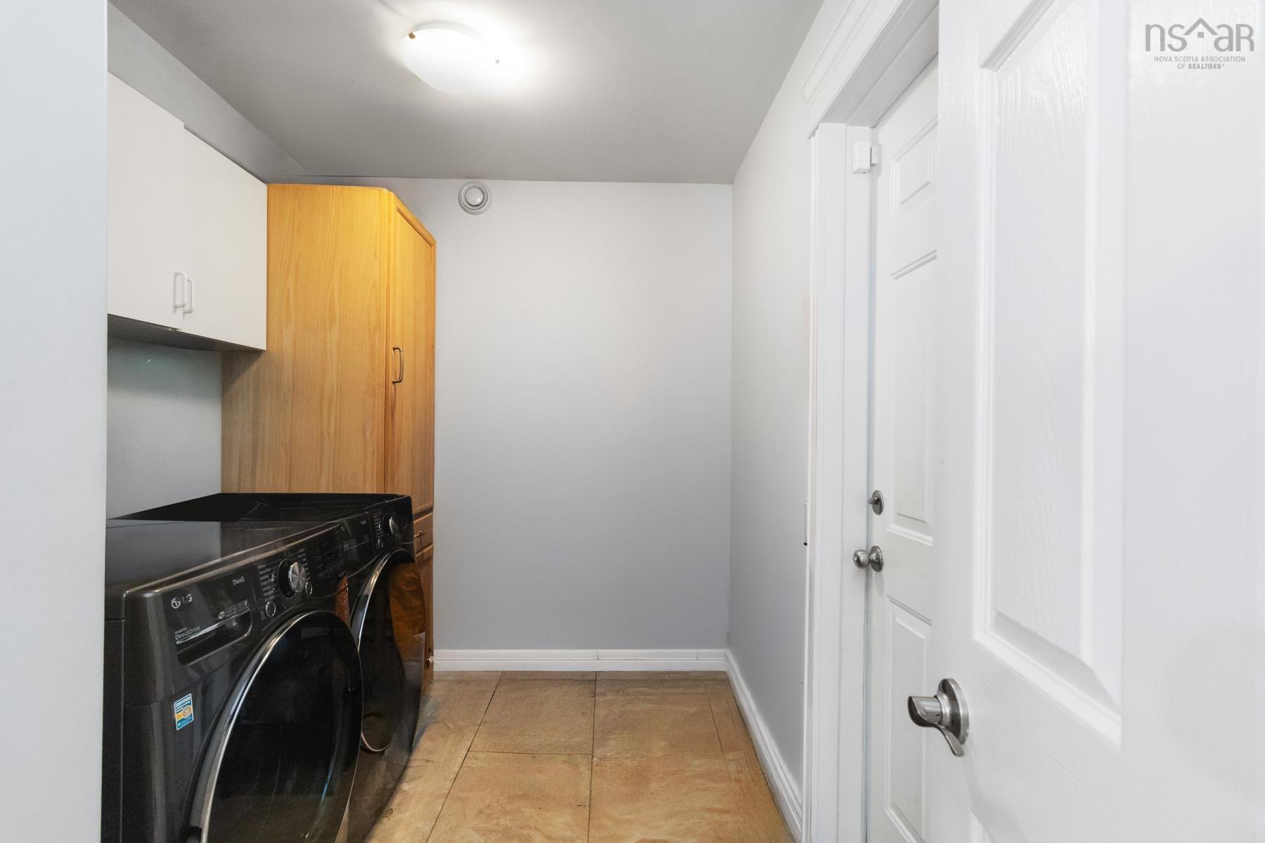 $1,100,000.00: 118 Stone Mount Drive, Lower Sackville