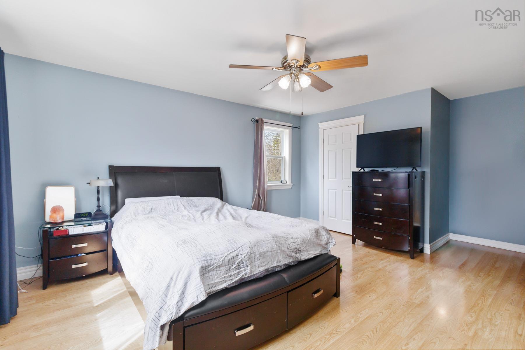 $1,100,000.00: 118 Stone Mount Drive, Lower Sackville