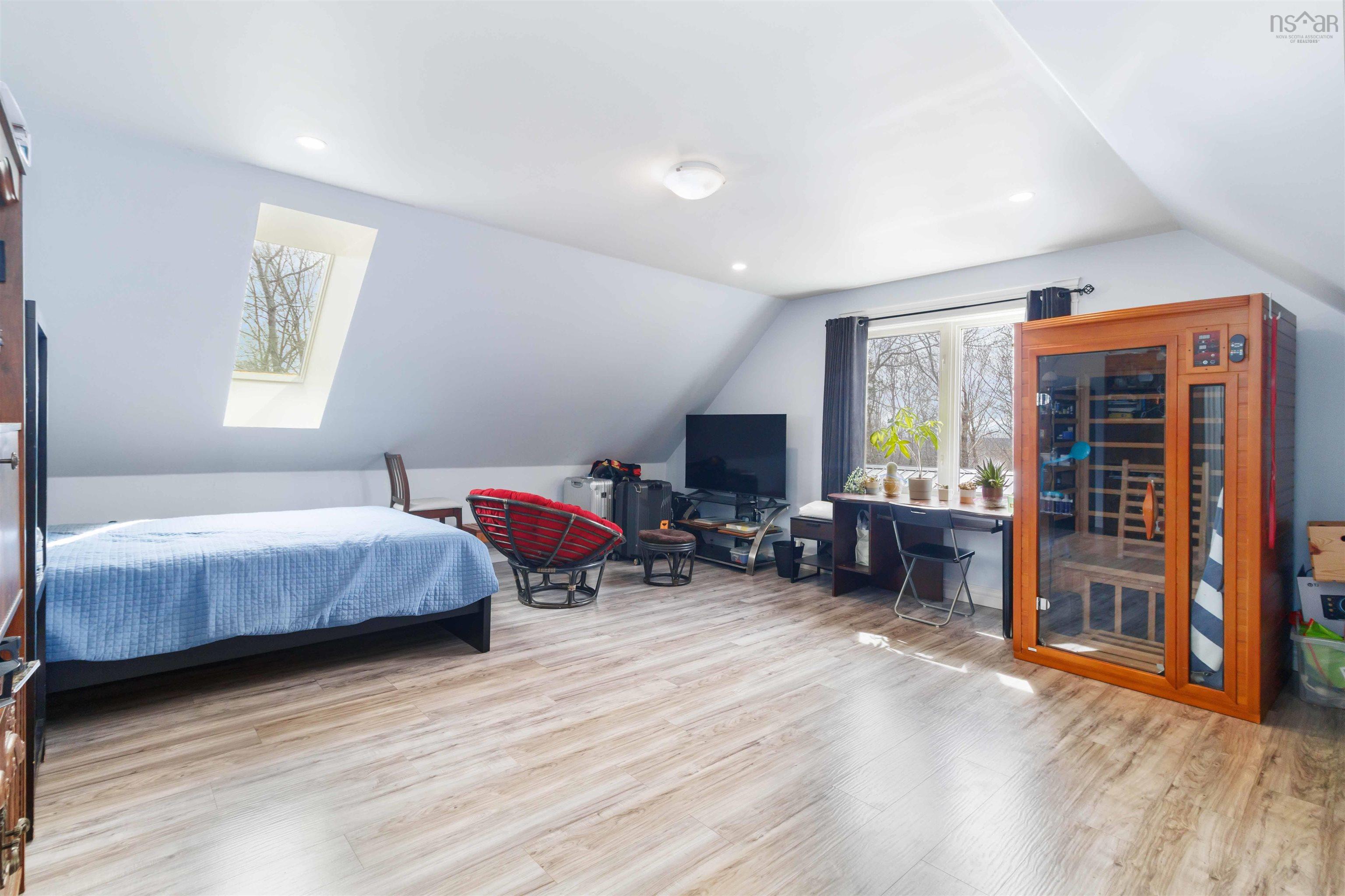 $1,100,000.00: 118 Stone Mount Drive, Lower Sackville