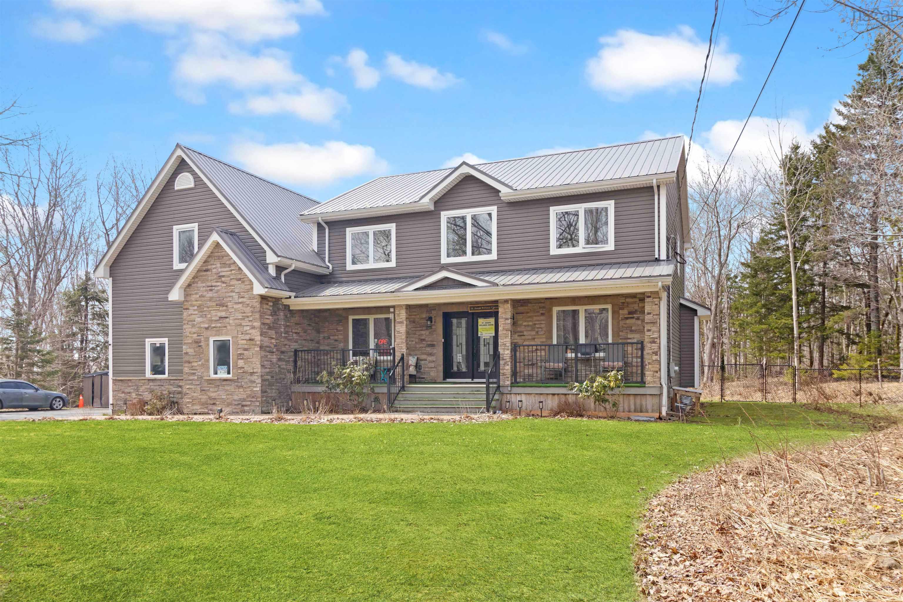 $1,100,000.00: 118 Stone Mount Drive, Lower Sackville