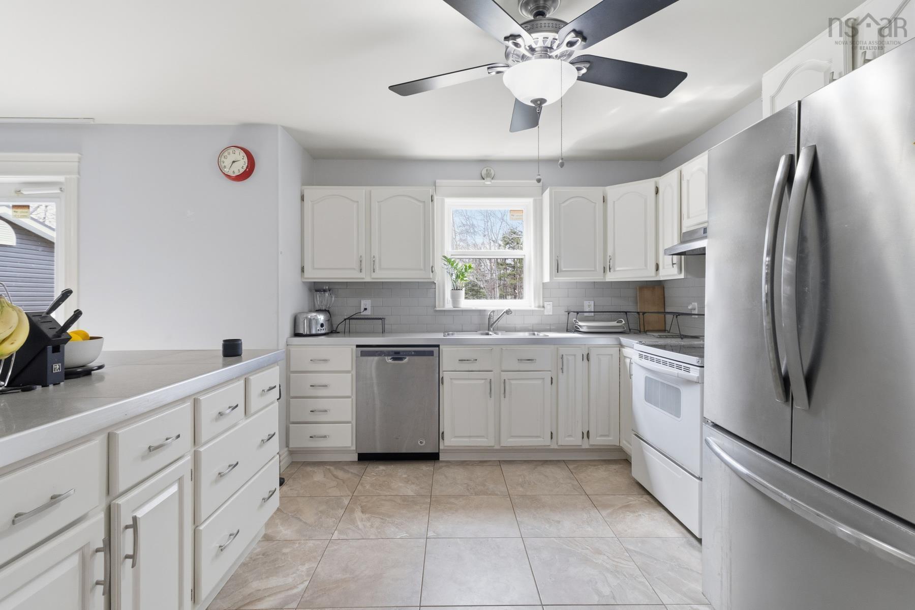 $1,100,000.00: 118 Stone Mount Drive, Lower Sackville