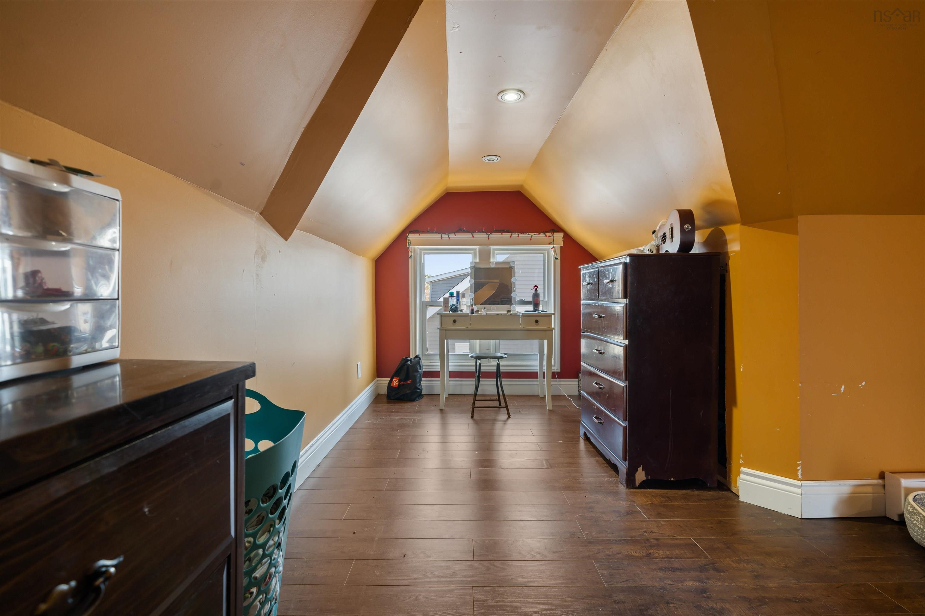 $299,900.00: 40 Clifford Street, Amherst