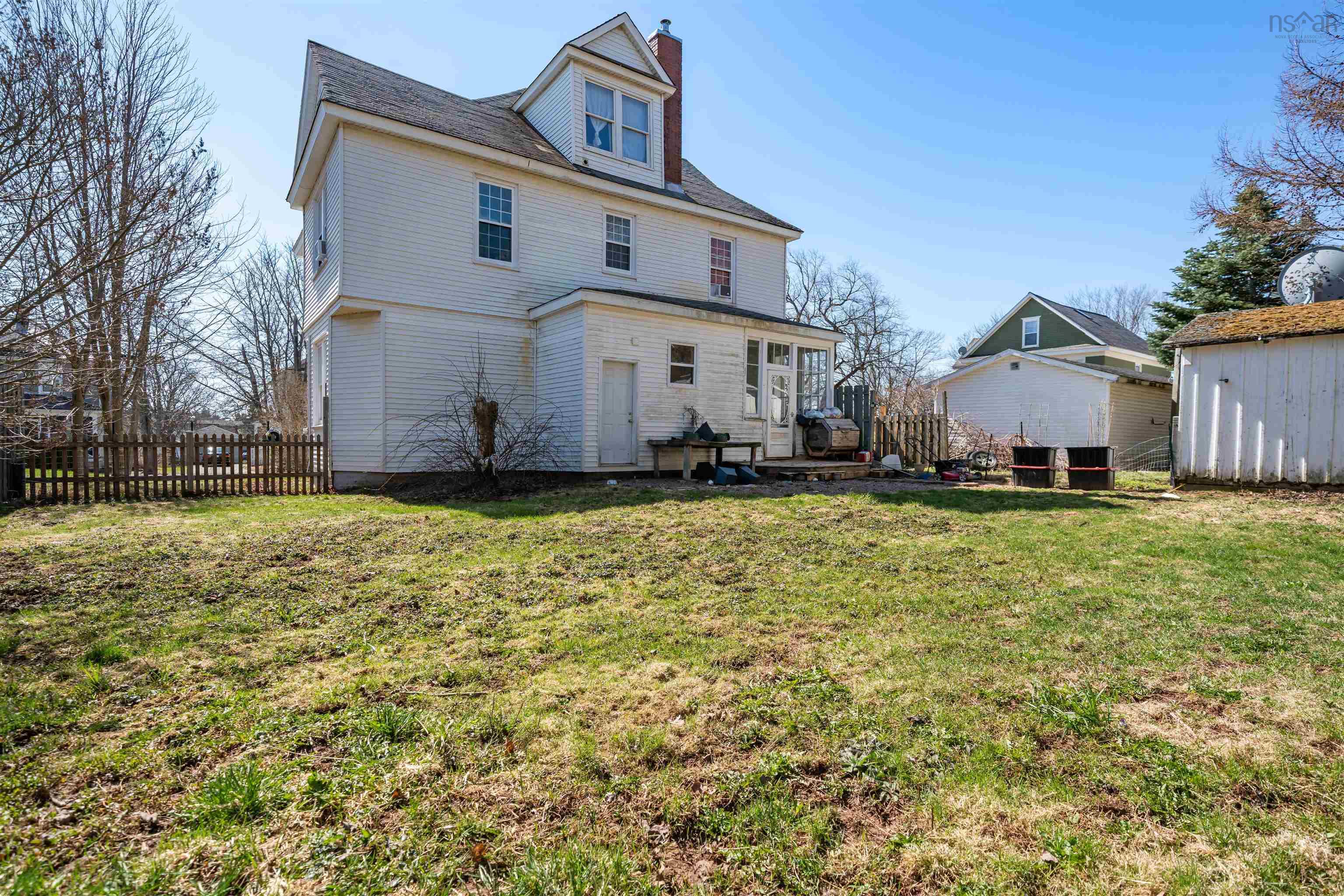 $299,900.00: 40 Clifford Street, Amherst