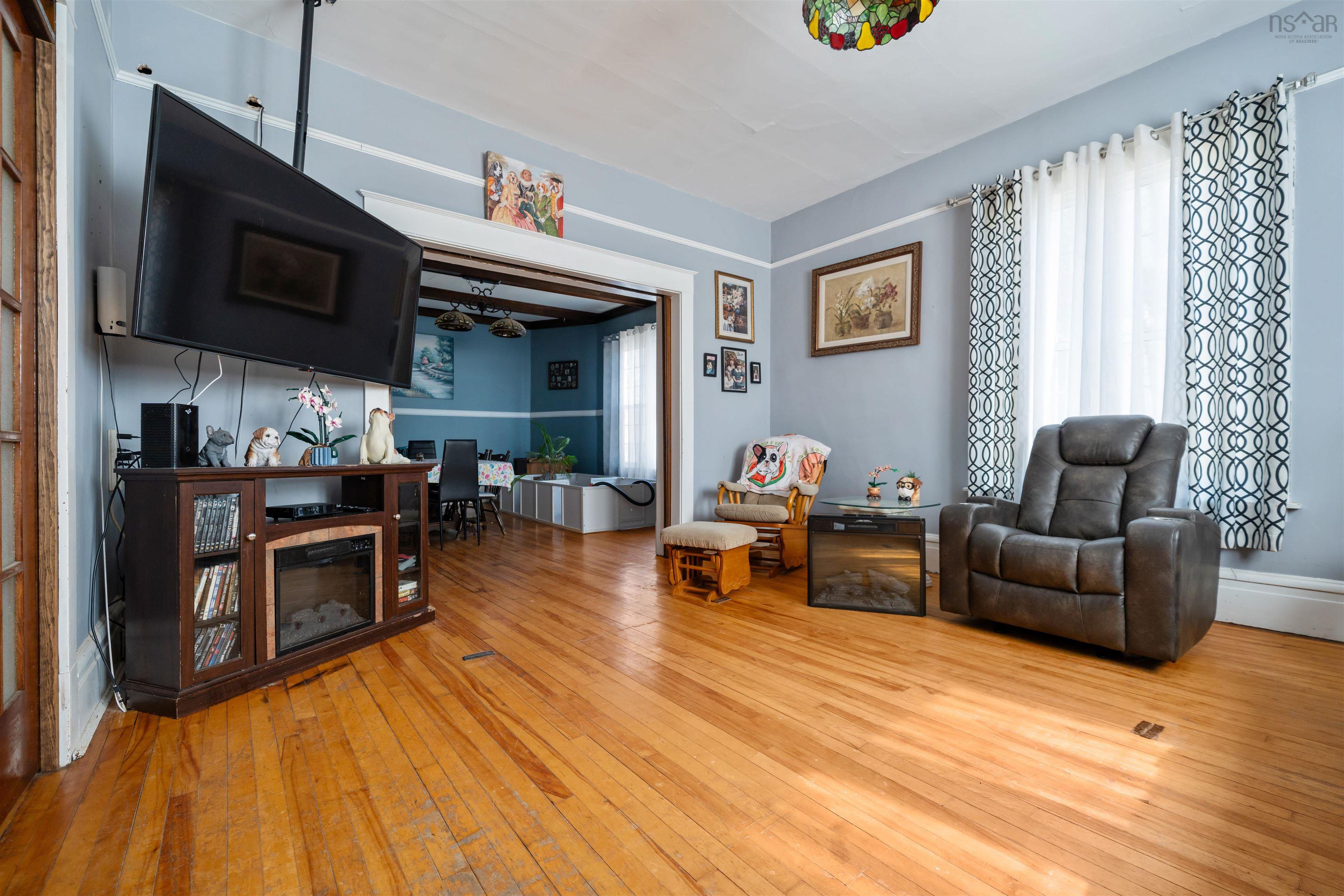 $299,900.00: 40 Clifford Street, Amherst