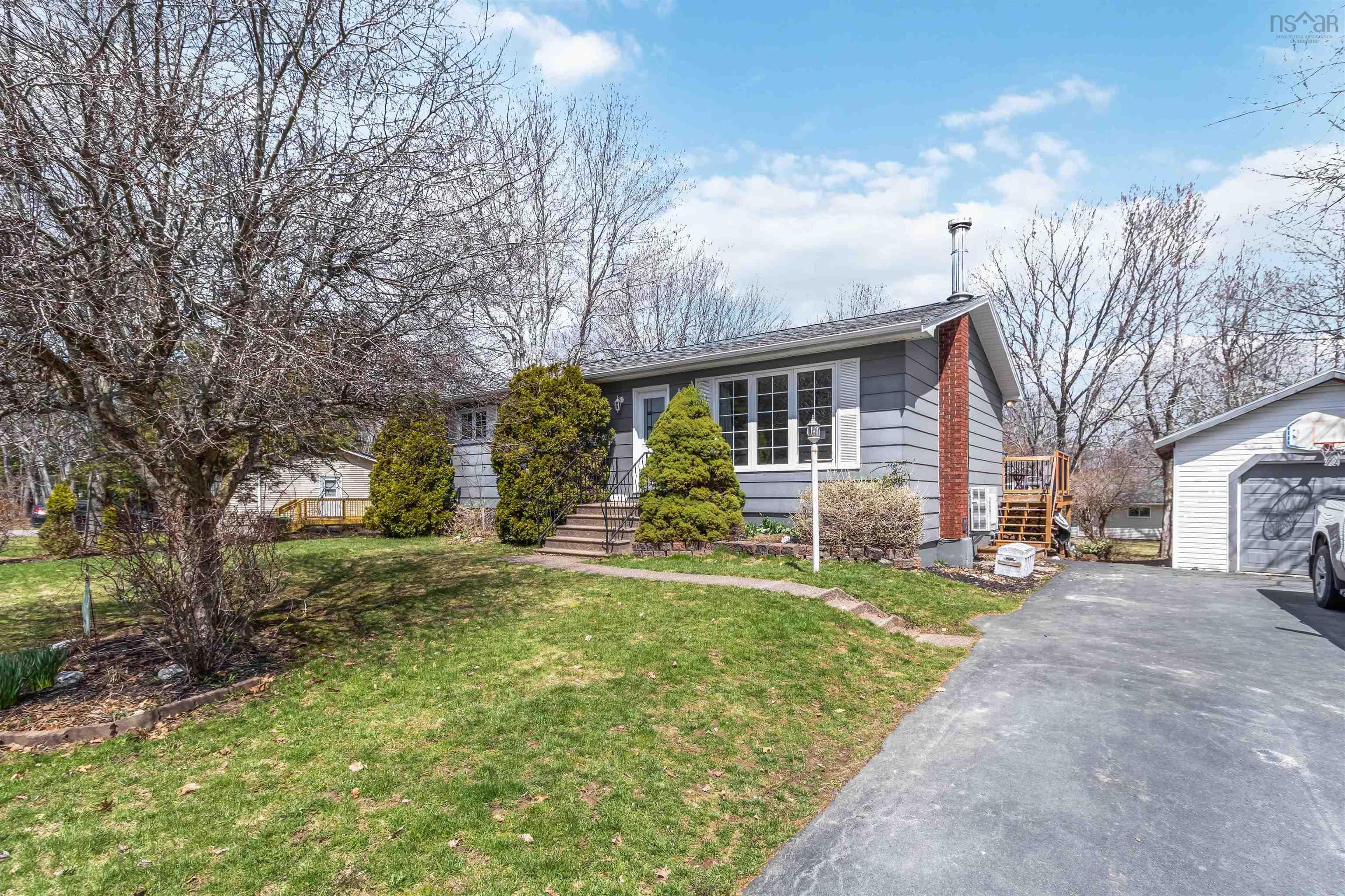 $434,900.00: 63 DESBRISAY Drive, Bridgewater
