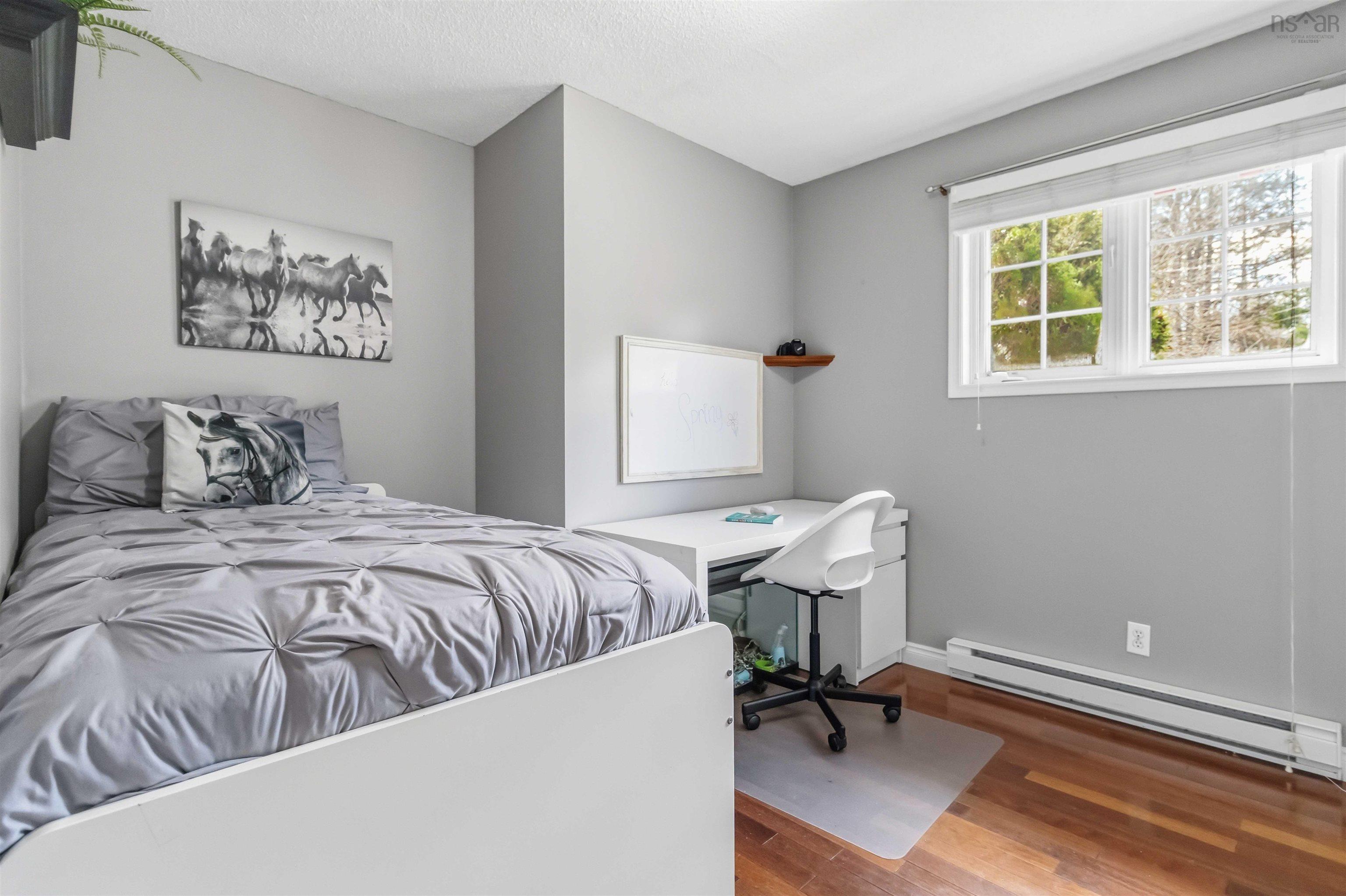 $434,900.00: 63 DESBRISAY Drive, Bridgewater