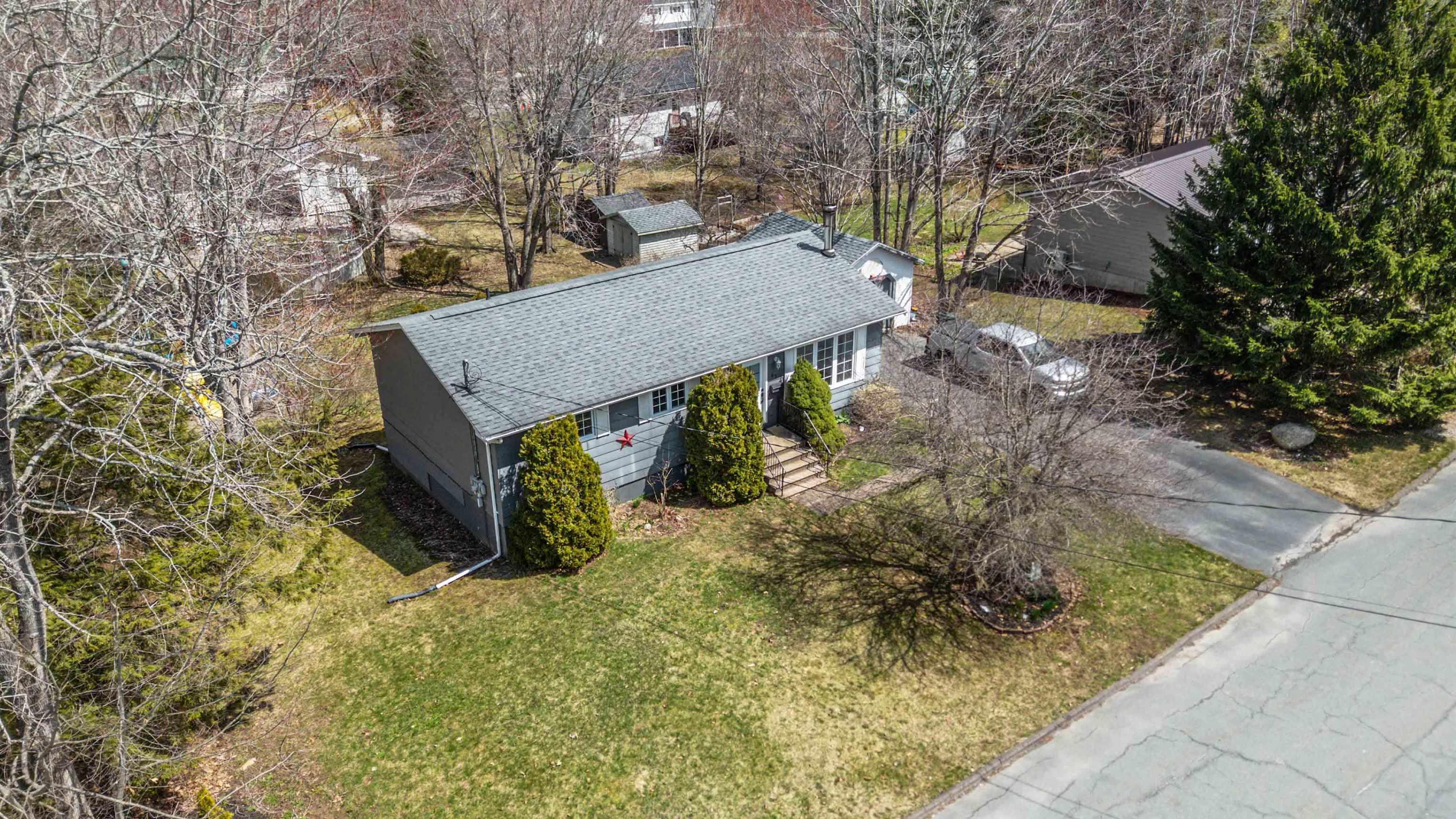 $434,900.00: 63 DESBRISAY Drive, Bridgewater