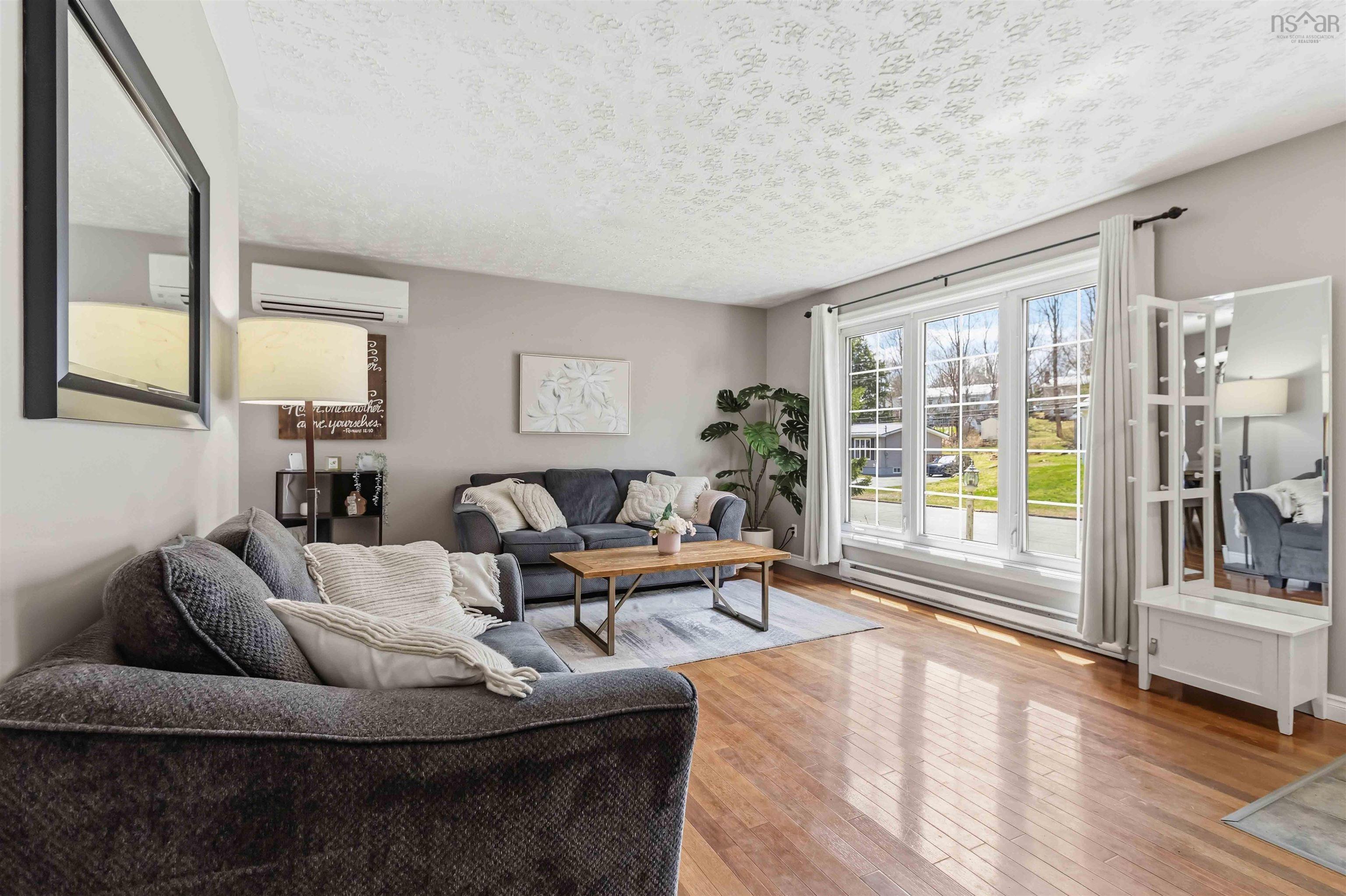 $434,900.00: 63 DESBRISAY Drive, Bridgewater