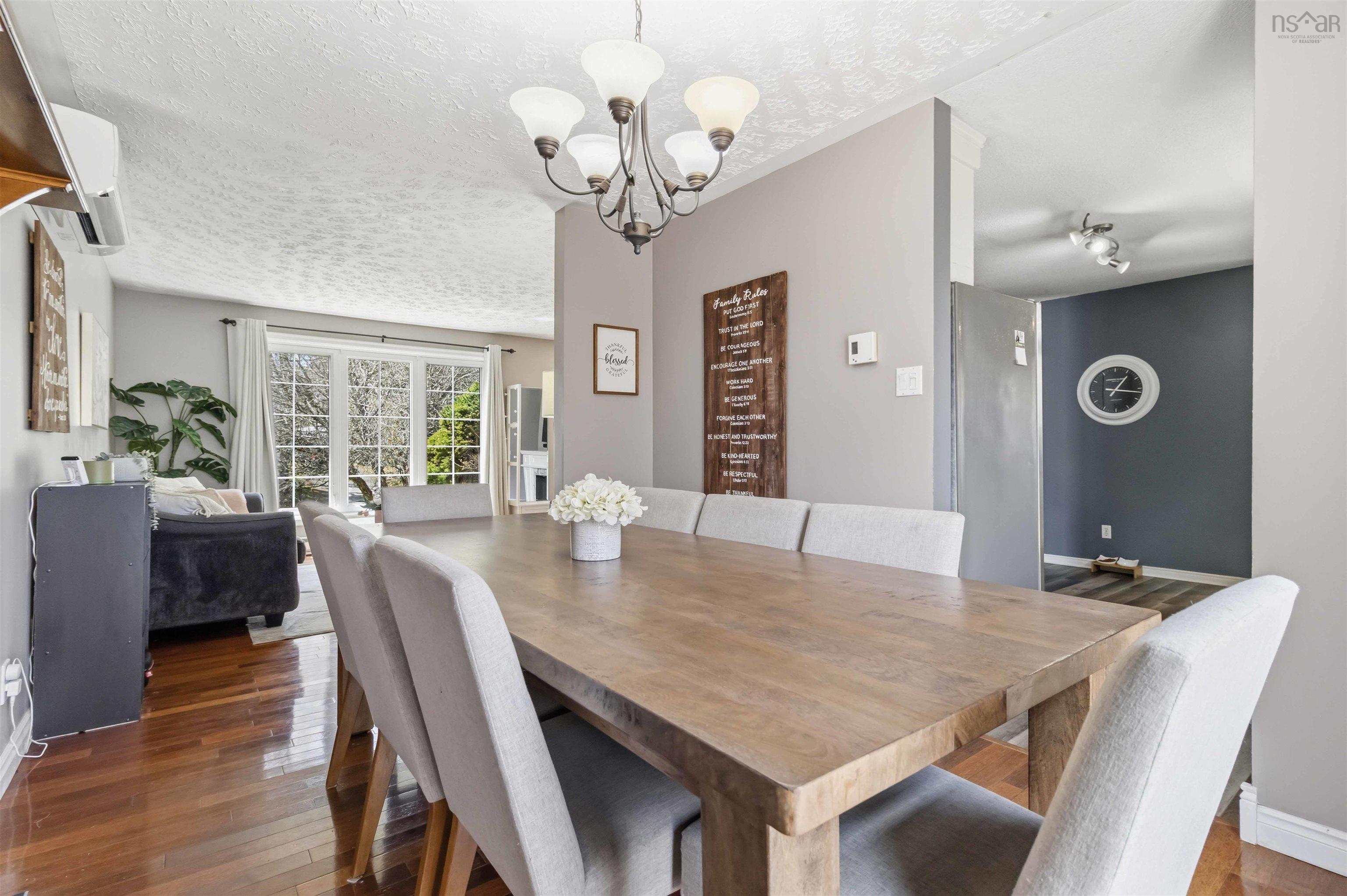 $434,900.00: 63 DESBRISAY Drive, Bridgewater