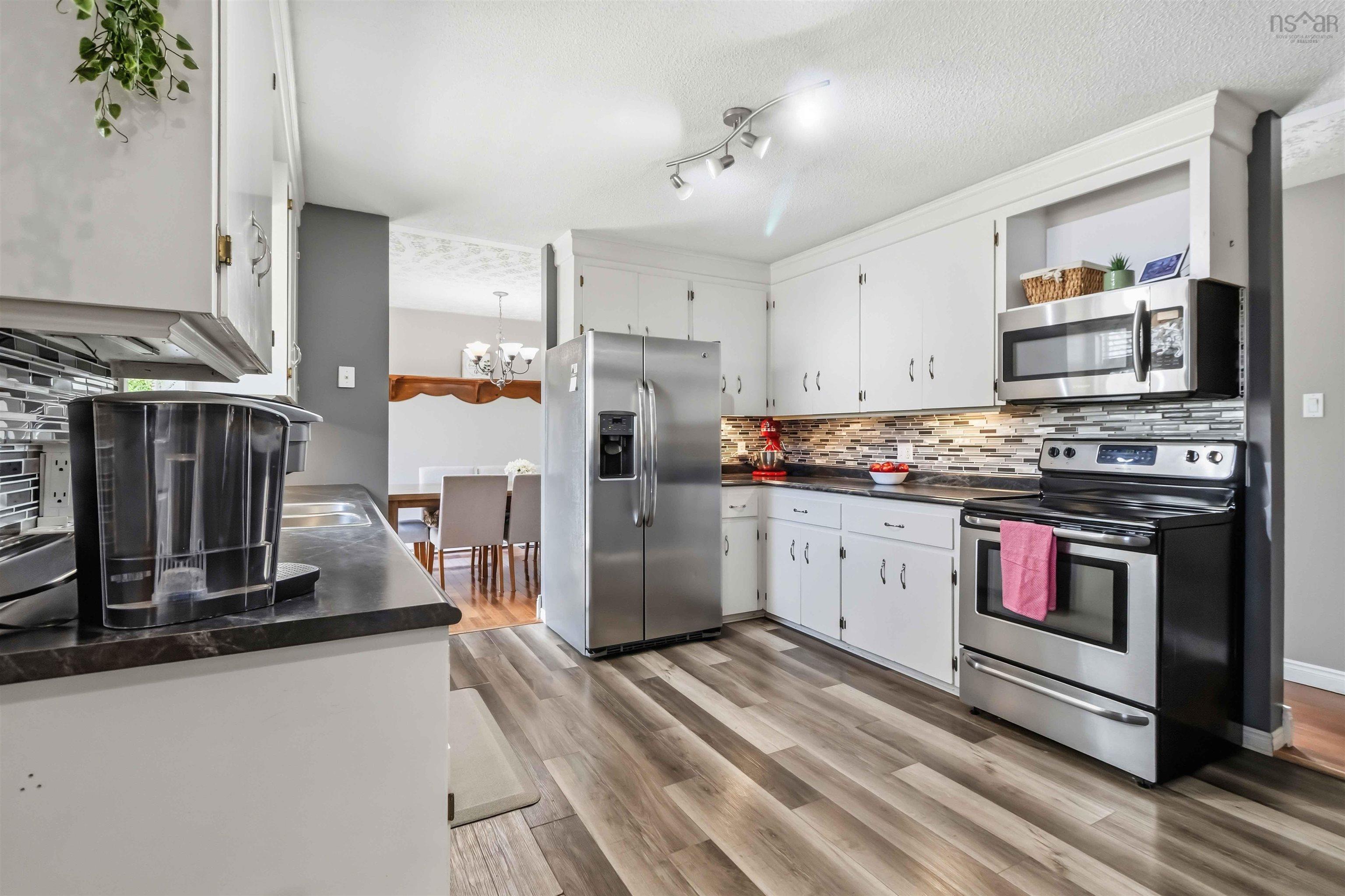 $434,900.00: 63 DESBRISAY Drive, Bridgewater