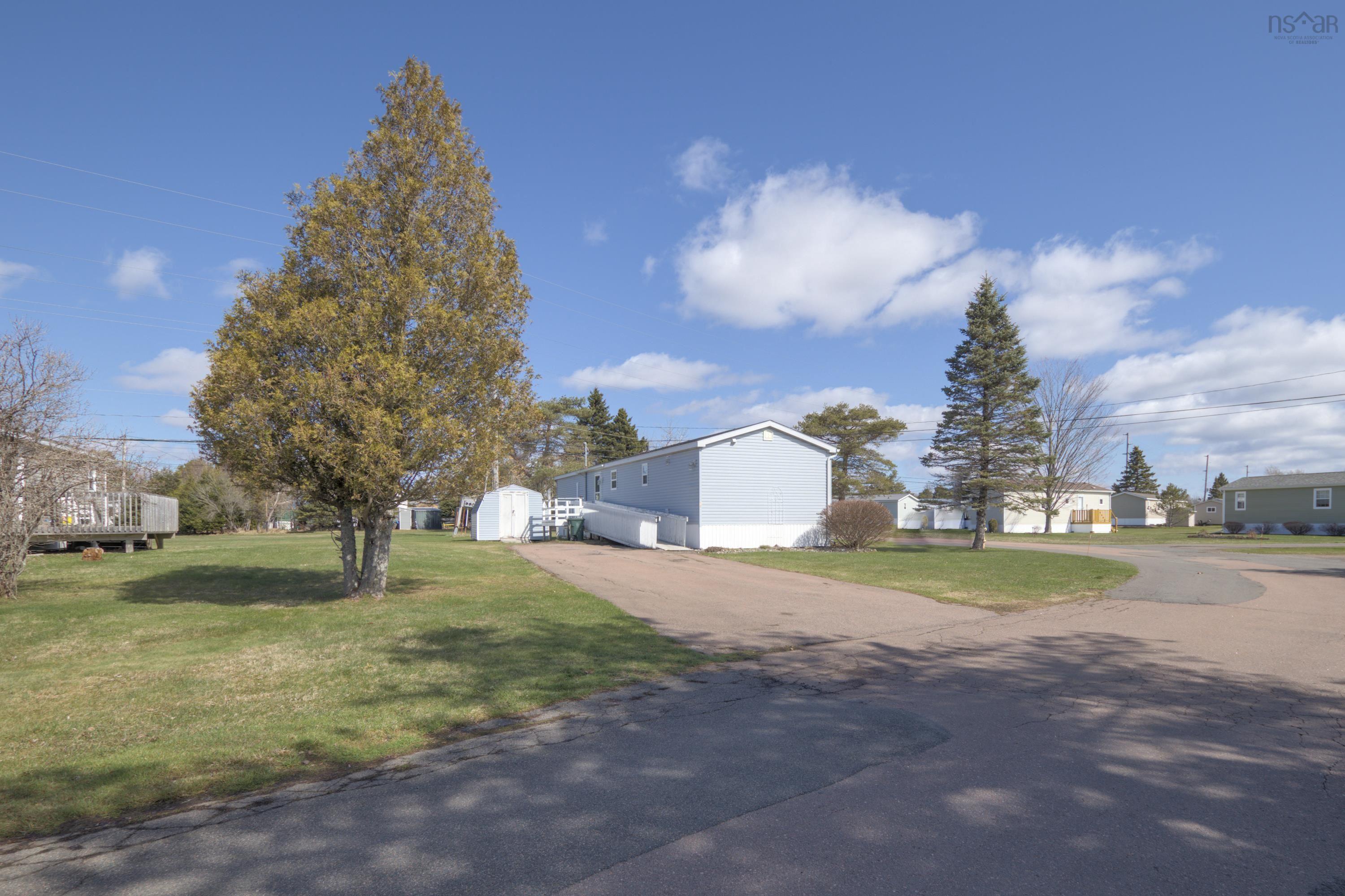 $137,900.00: 10 Lorne Crescent, Amherst