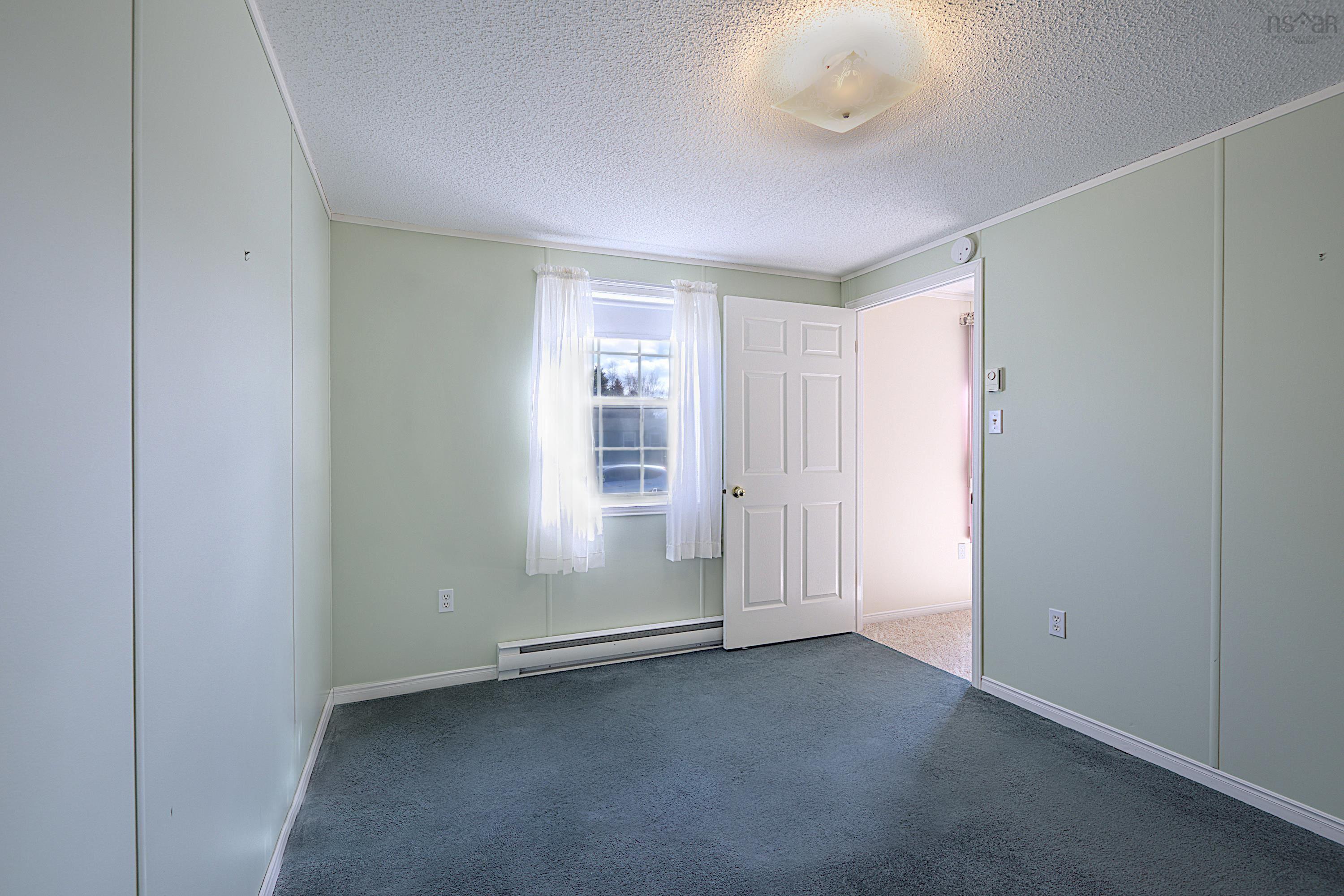 $137,900.00: 10 Lorne Crescent, Amherst