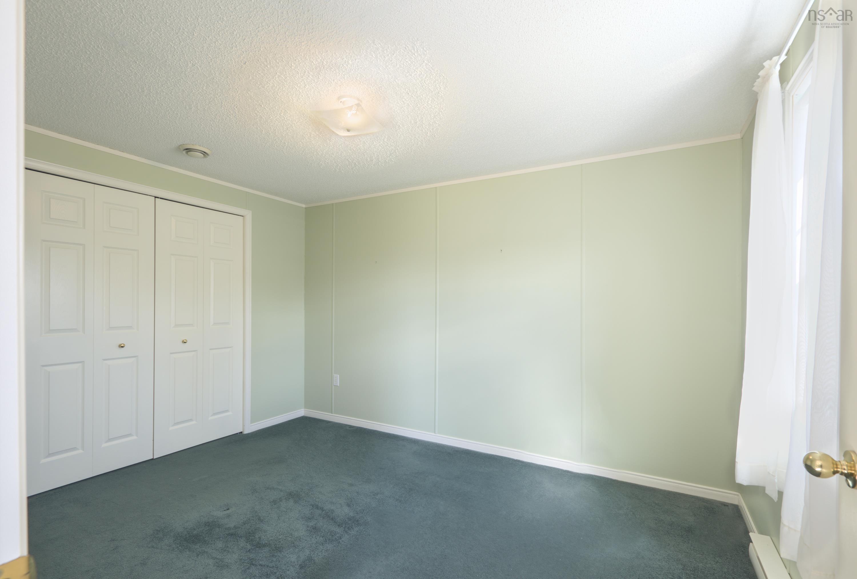 $137,900.00: 10 Lorne Crescent, Amherst