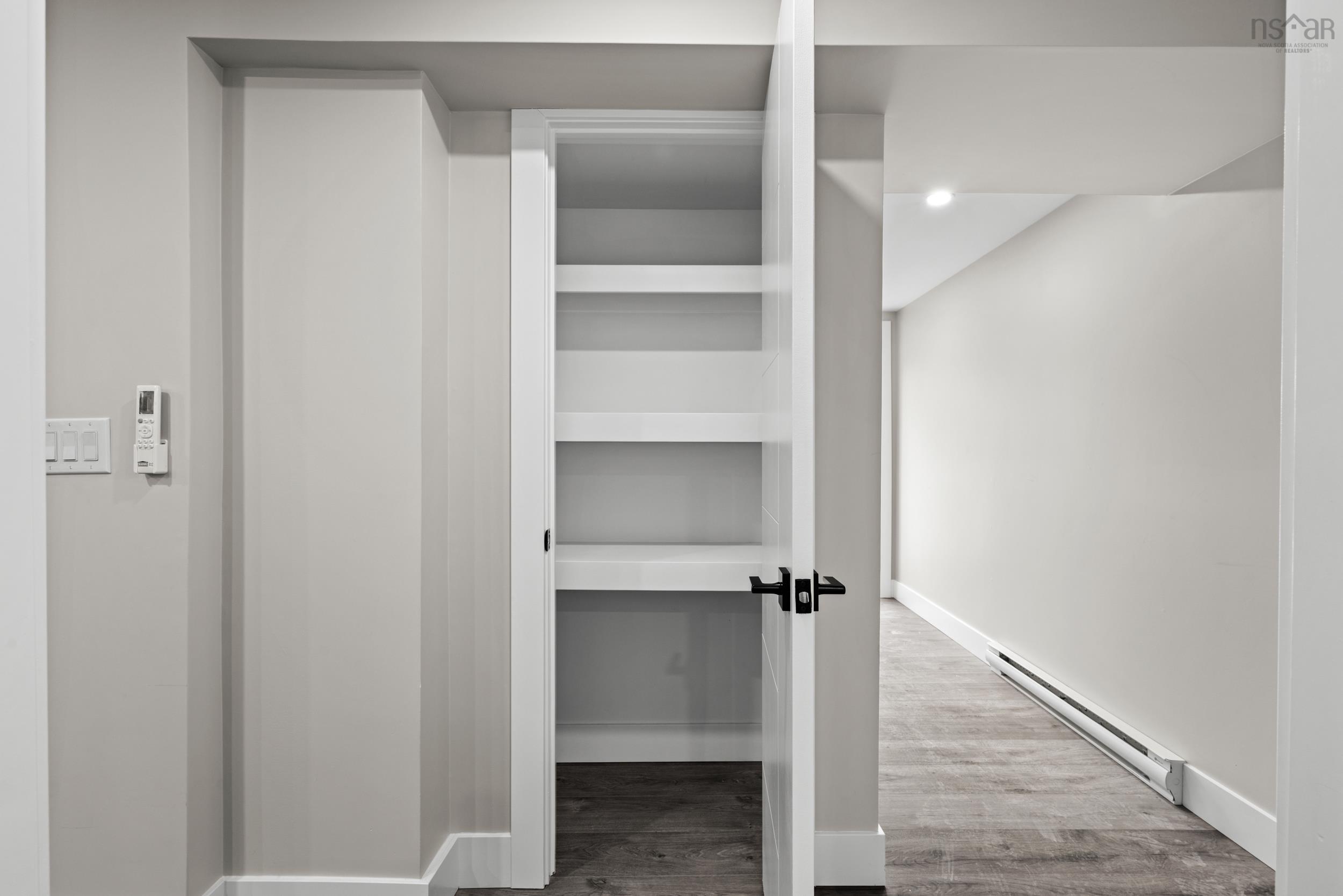 $599,900.00: 2728/2726 HWY 7 Lake Echo, Lake Echo