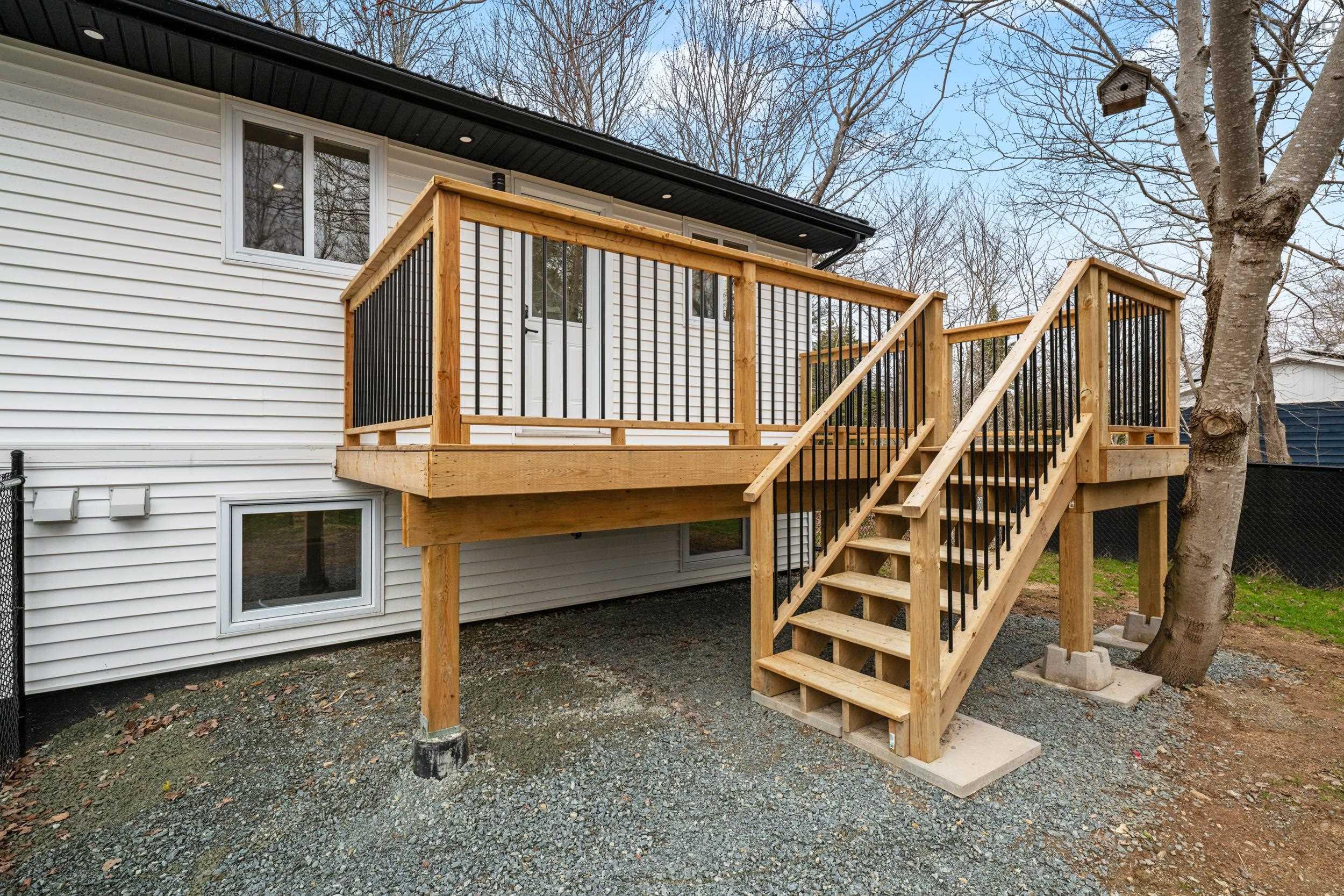 $599,900.00: 2728/2726 HWY 7 Lake Echo, Lake Echo