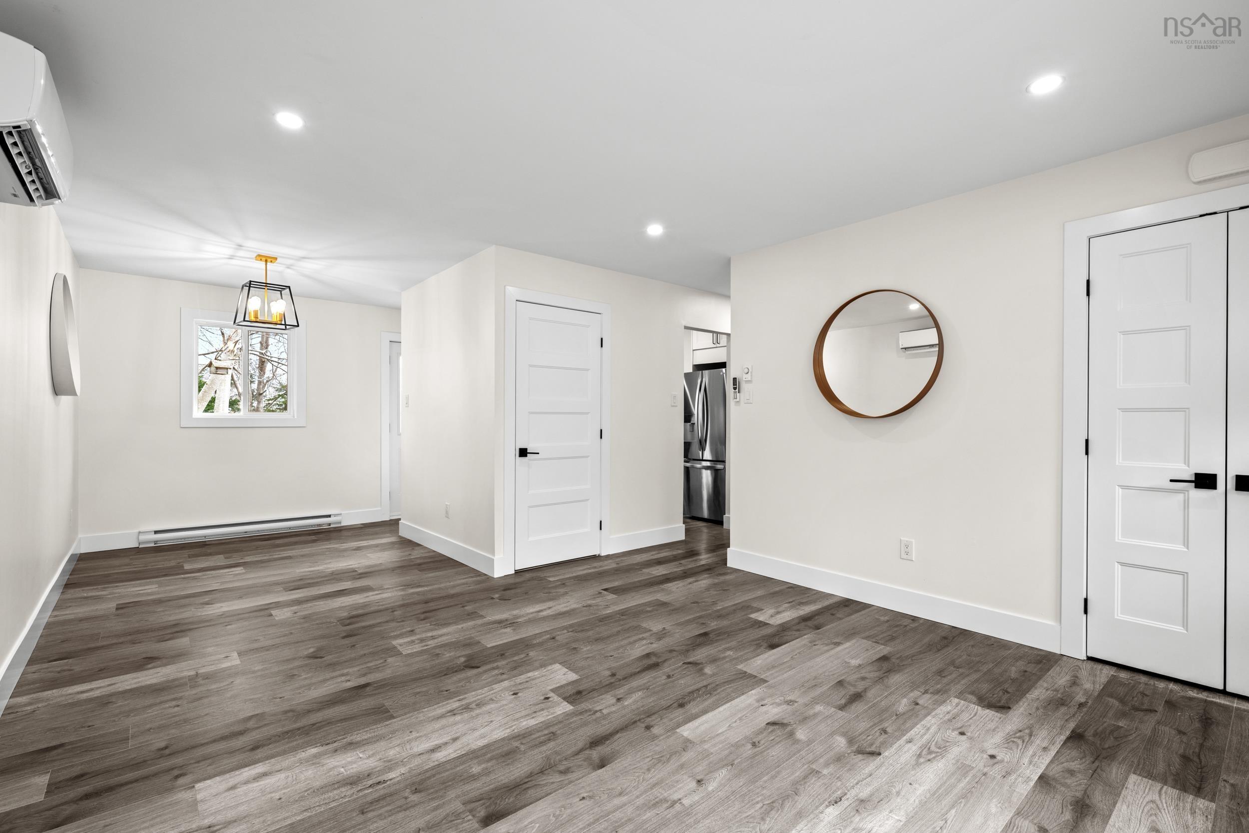 $599,900.00: 2728/2726 HWY 7 Lake Echo, Lake Echo