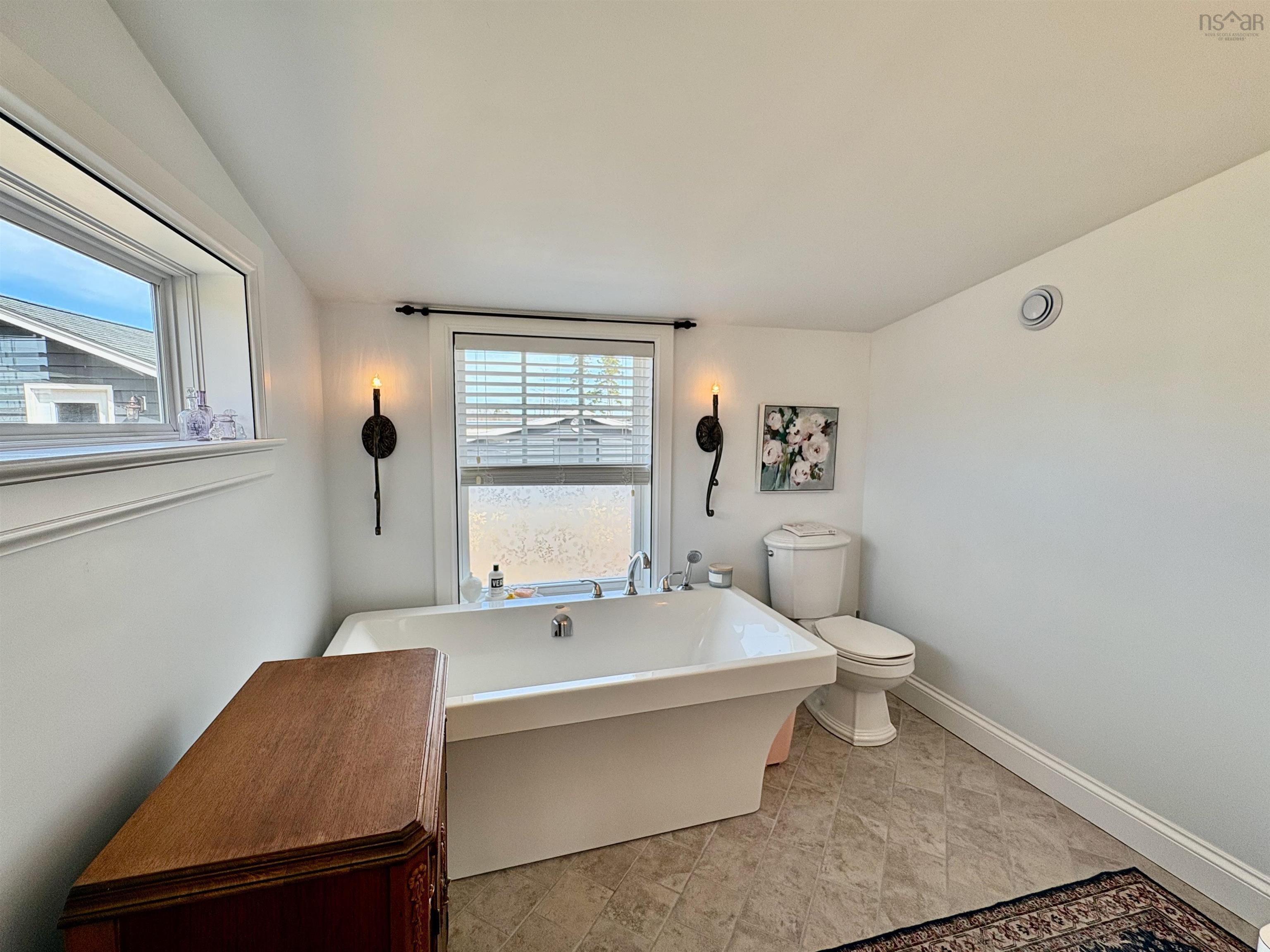 $275,000.00: 24 Myrtle Lane, Argyle