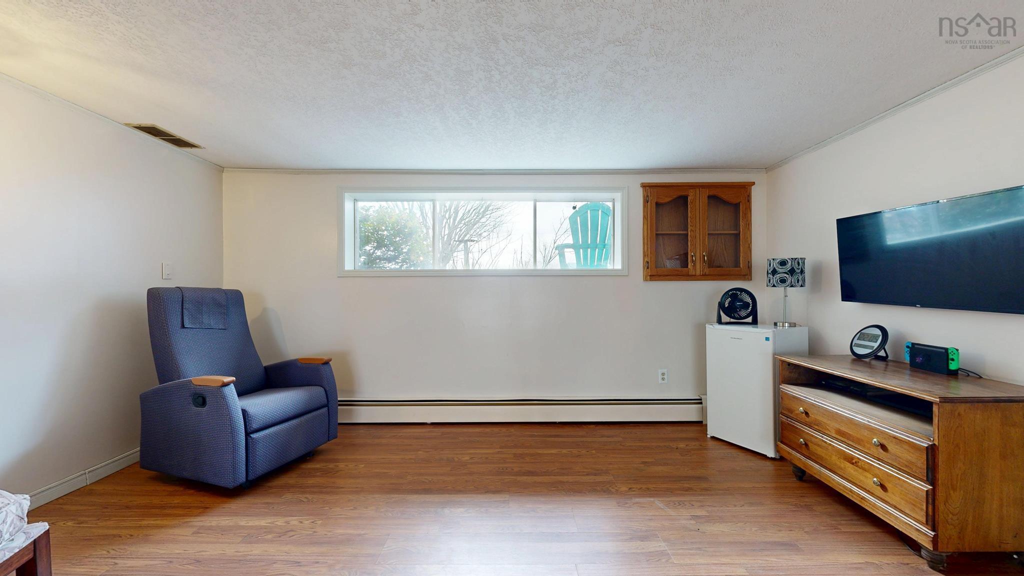 $380,000.00: 967 BROOKLYN Street, North Kingston