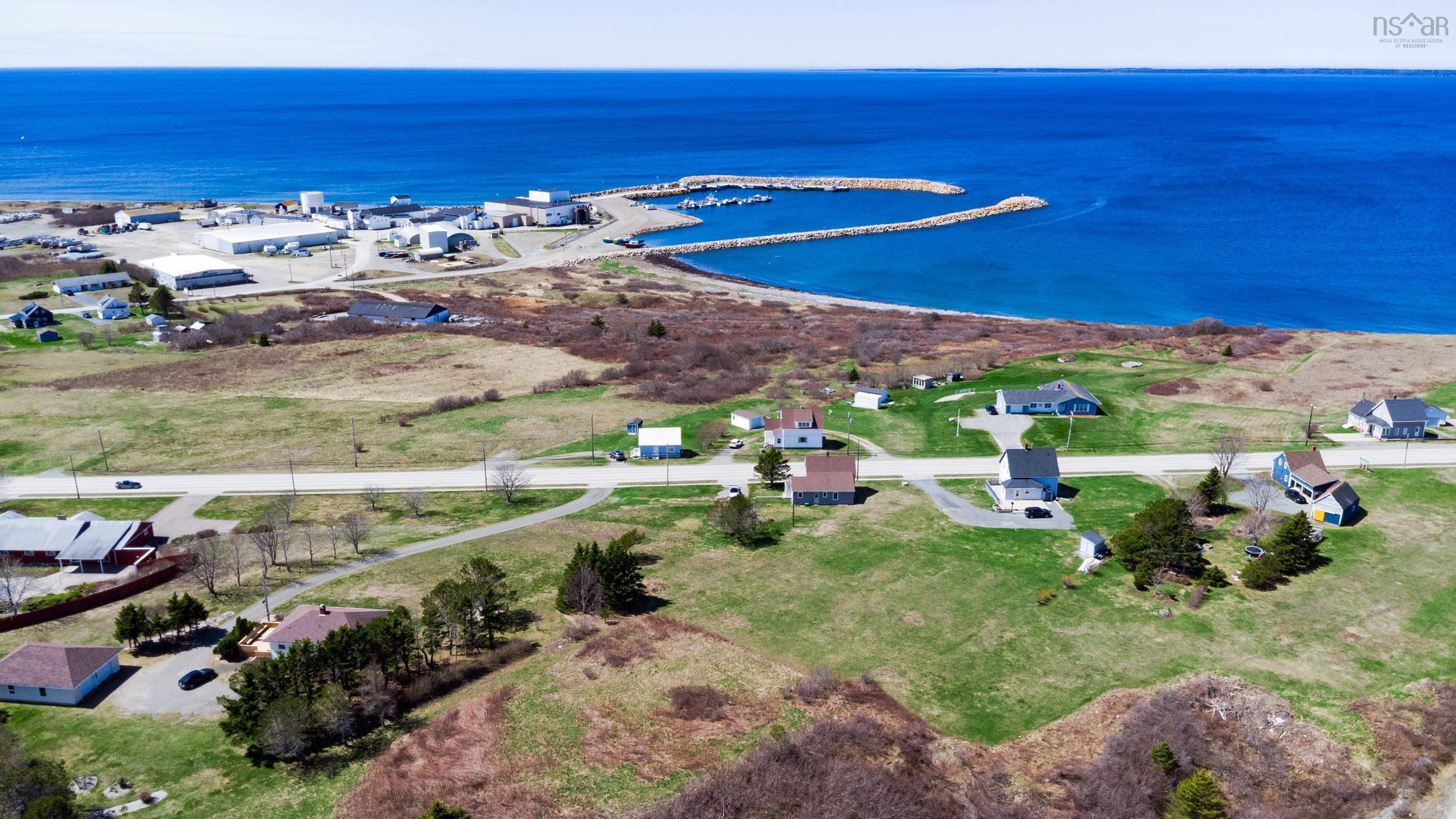$199,000.00: 10130 Highway 1, Saulnierville