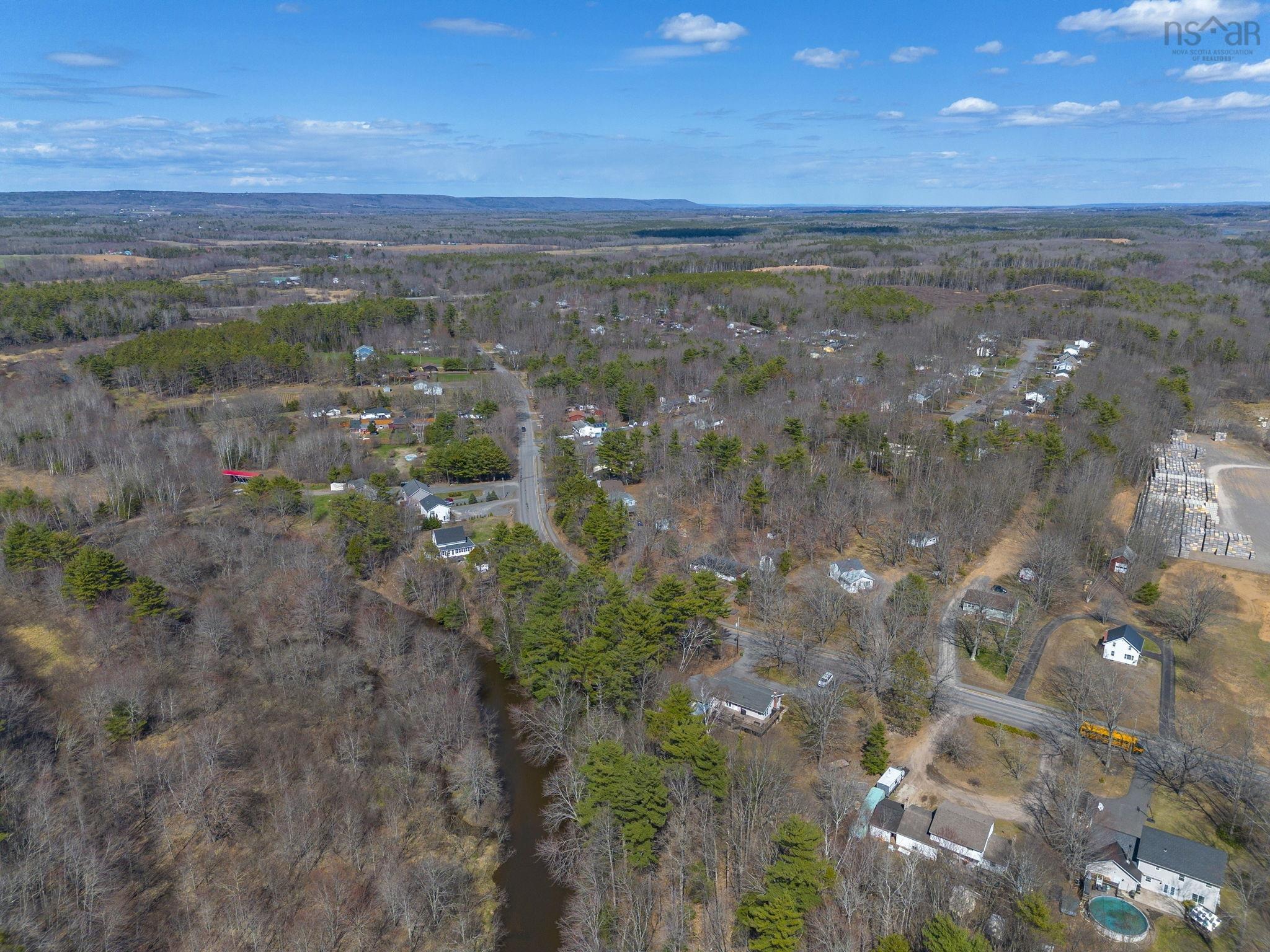 $482,900.00: 2949 Lovett Road, Coldbrook